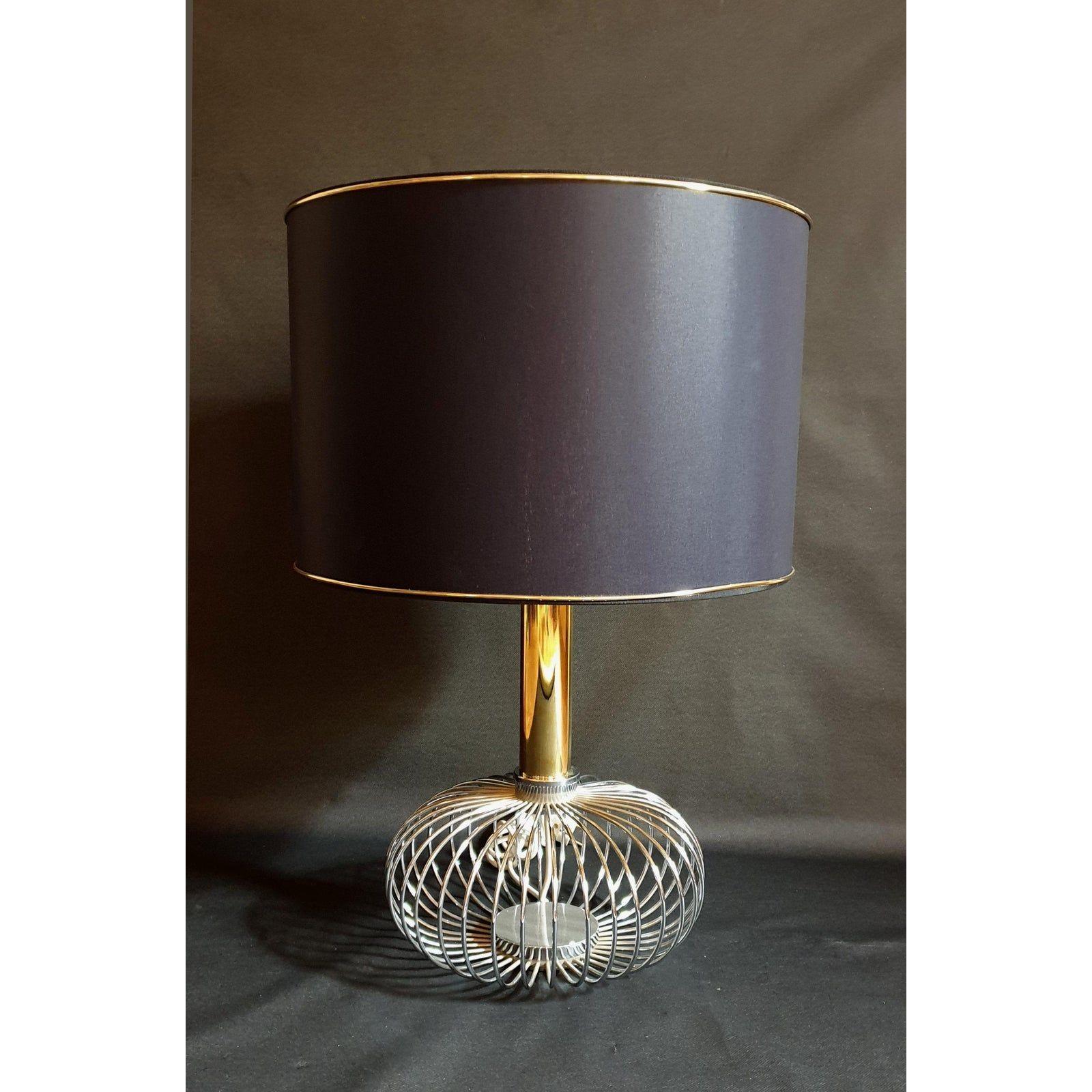 Pair of chrome Italian Table Lamps In Excellent Condition For Sale In Dallas, TX
