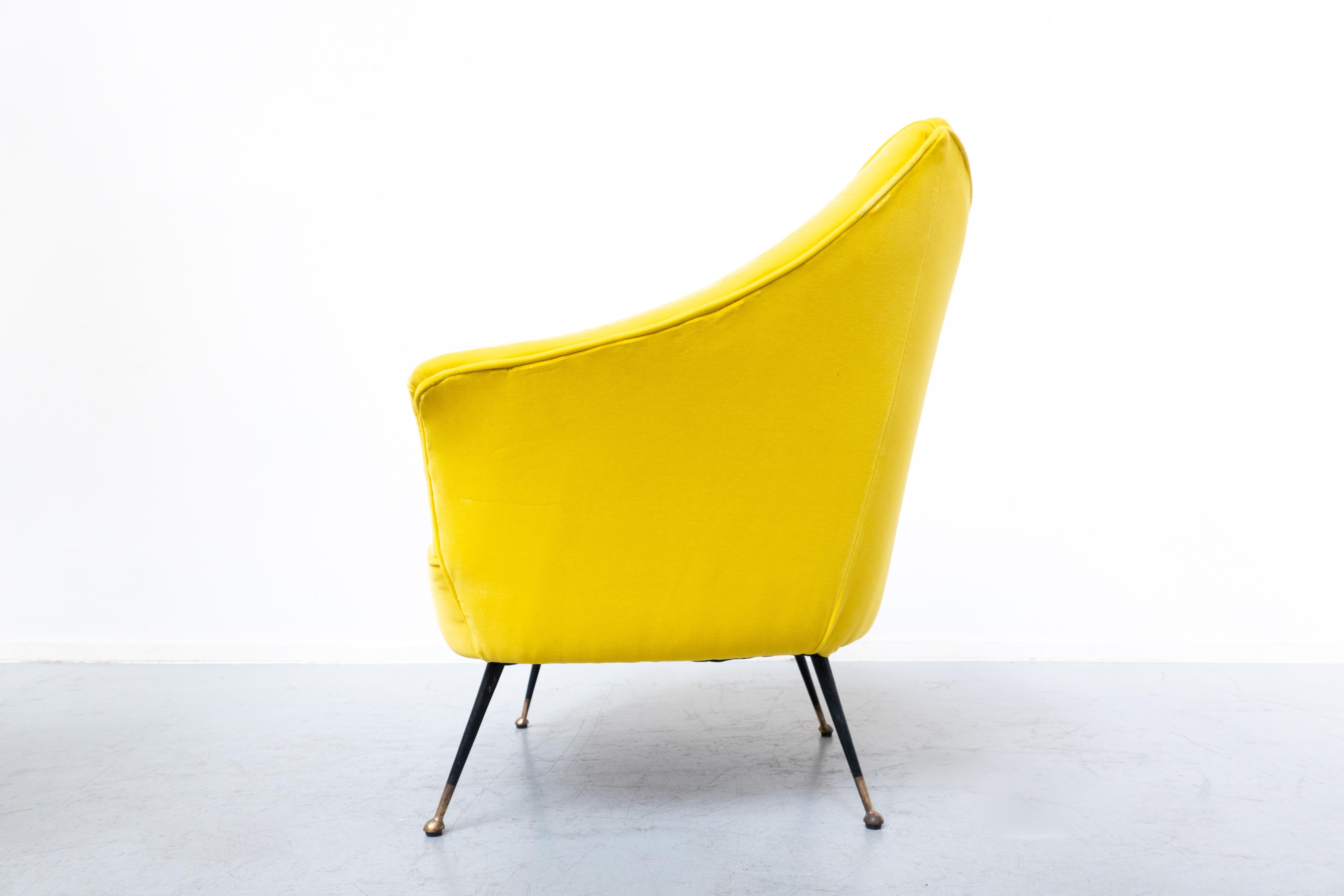 Pair of Mid-Century Modern Italian Yellow Fabric Armchairs, 1960s 1