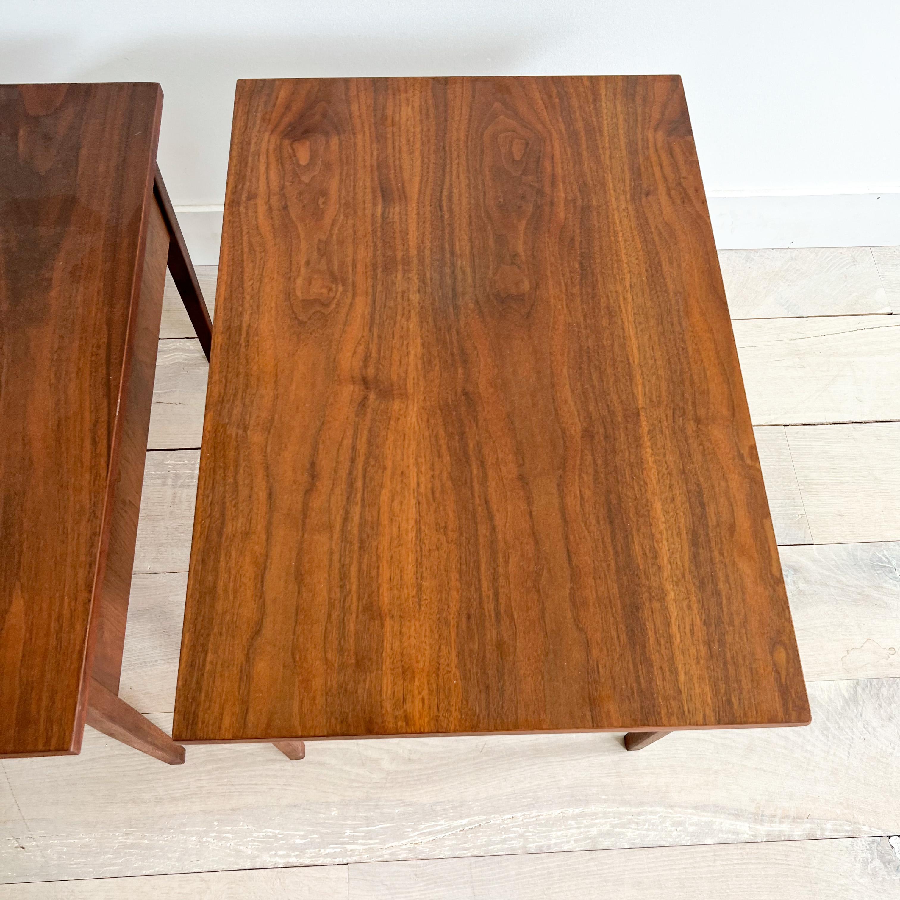 Mid-20th Century Pair of Mid Century Modern Jack Cartwright End Tables