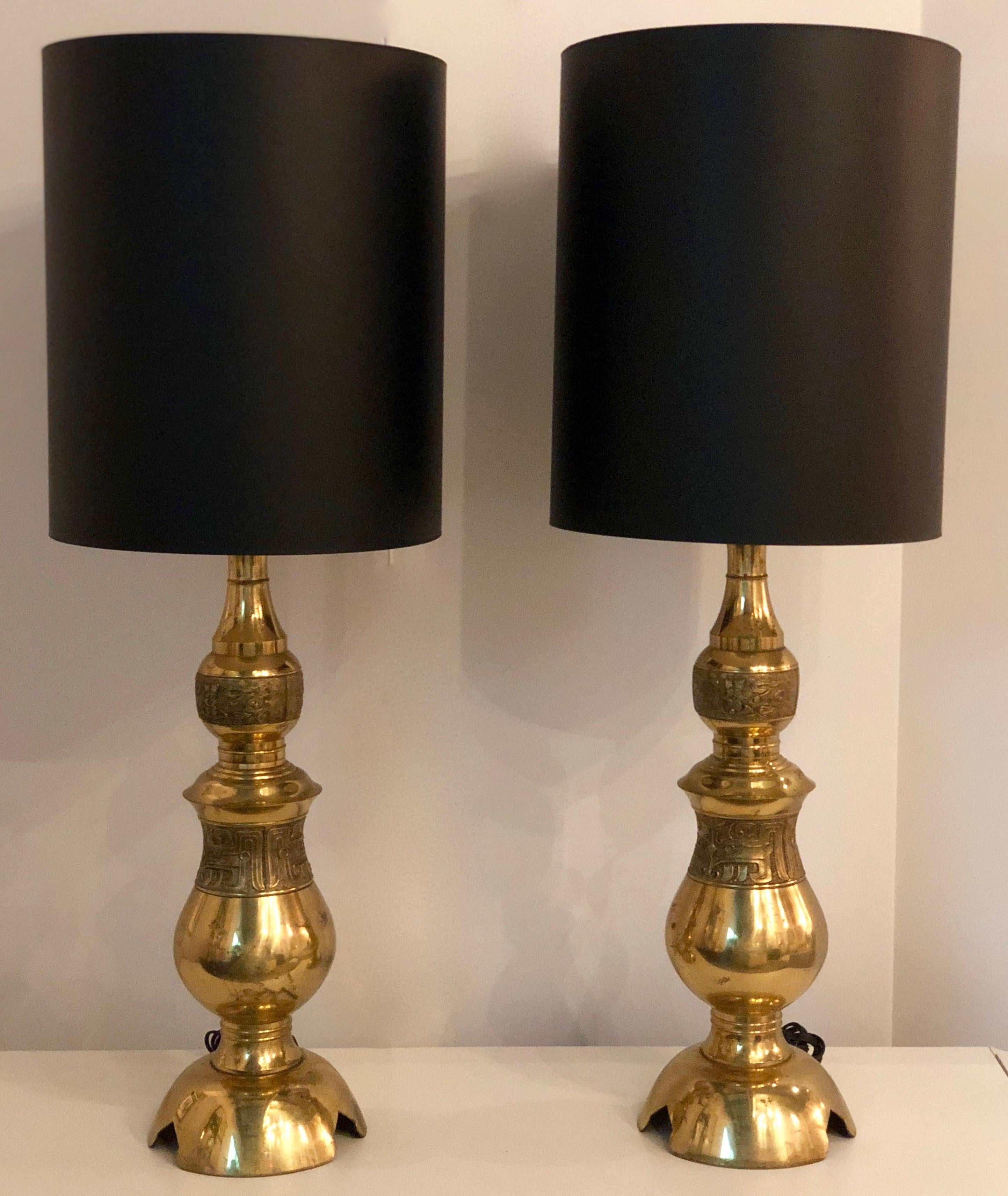 Pair of James Mont Chinoiserie Style Engraved Brass Tall Table Lamps For Sale 12