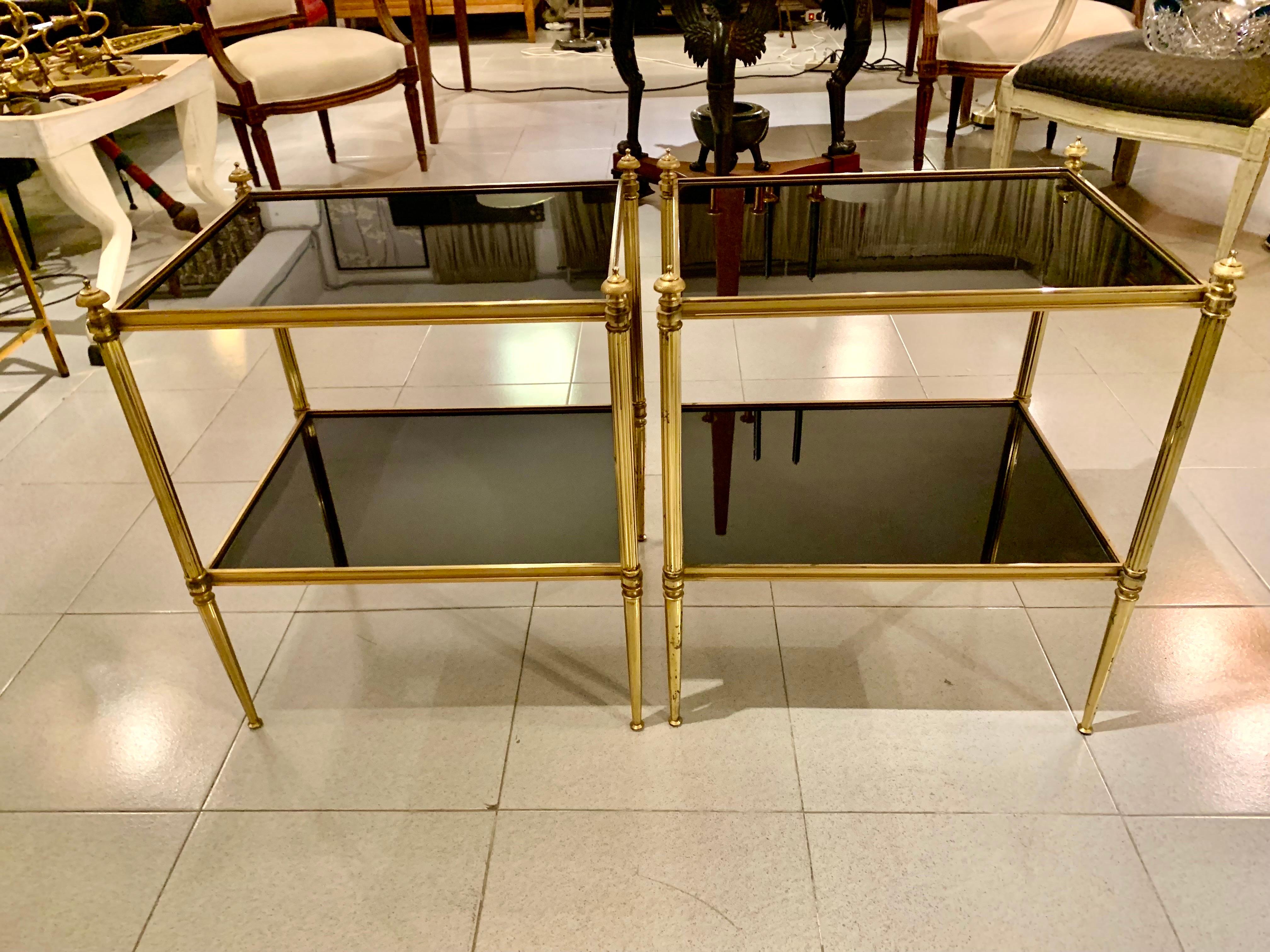Pair of Mid-Century Modern Jansen Style Brass and Black Glass Top Side Tables In Good Condition For Sale In Madrid, ES