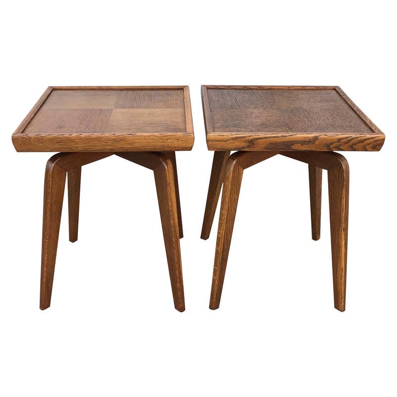 Pair of Mid Century Oak Side Tables For Sale at 1stDibs