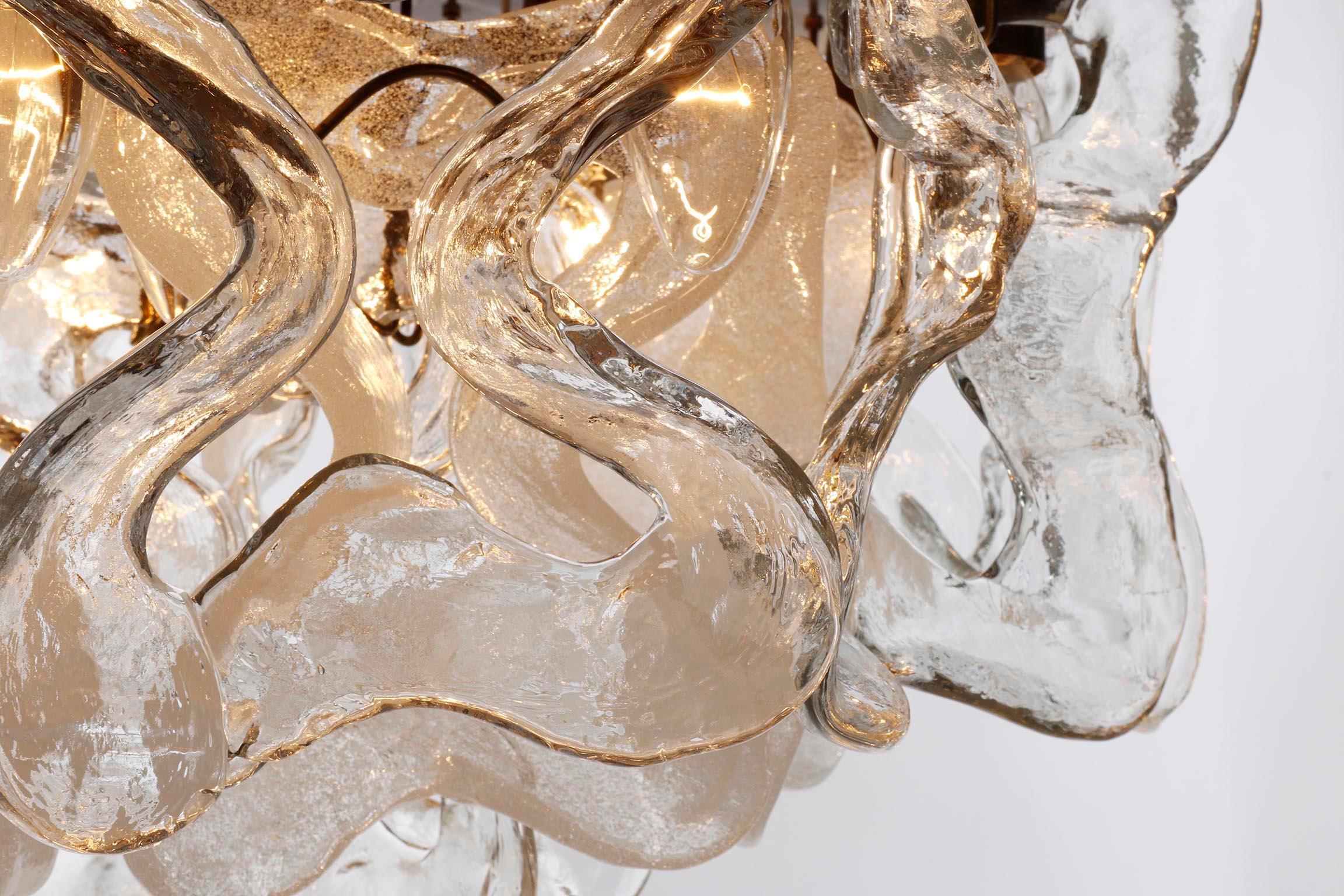 Pareja de lámparas empotradas Kalmar modernas de mediados de siglo, cristal de Murano cromado, años 70 en venta 4