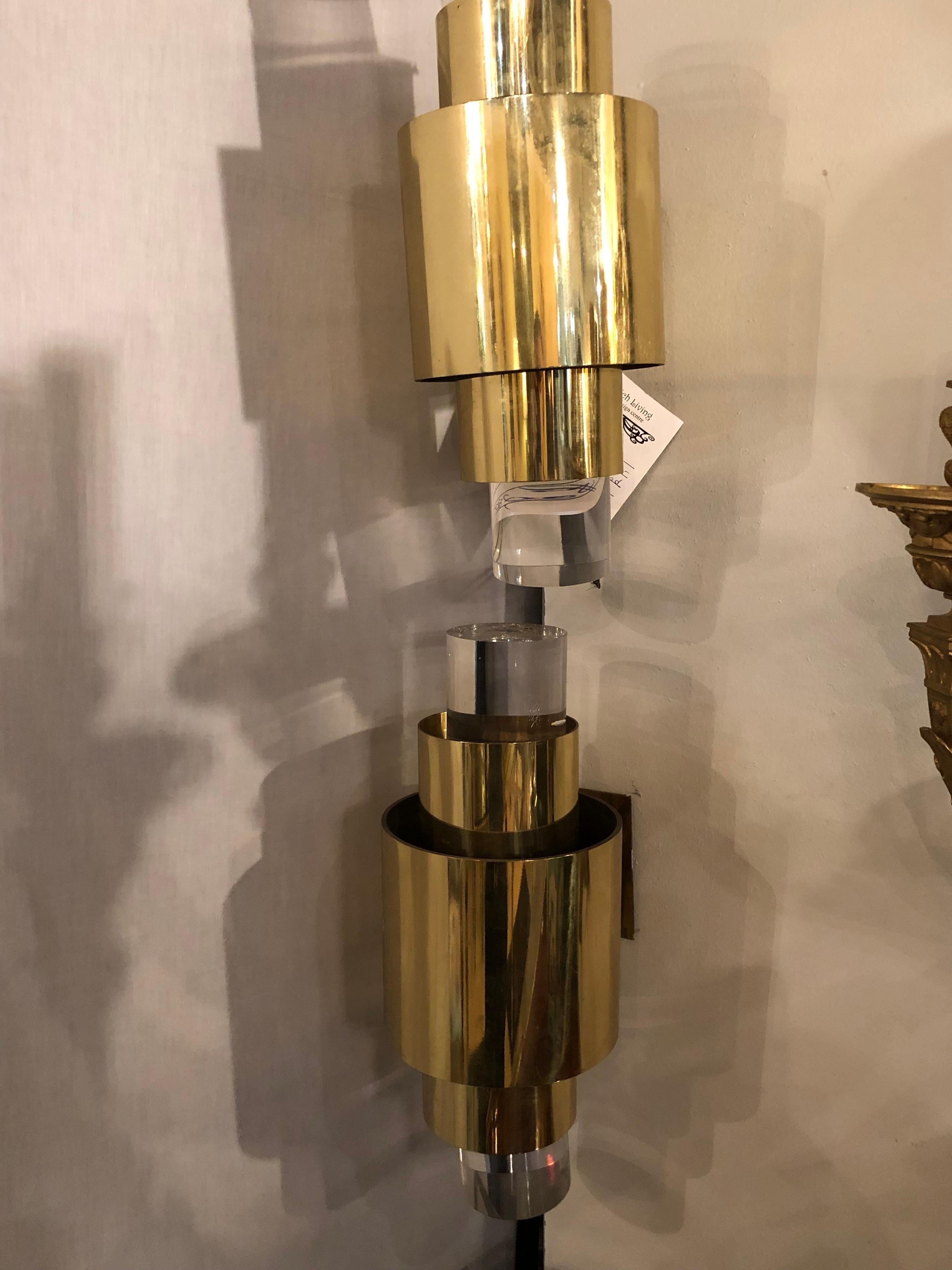 Pair of Mid-Century Modern Brass and Lucite Wall Sconces 3
