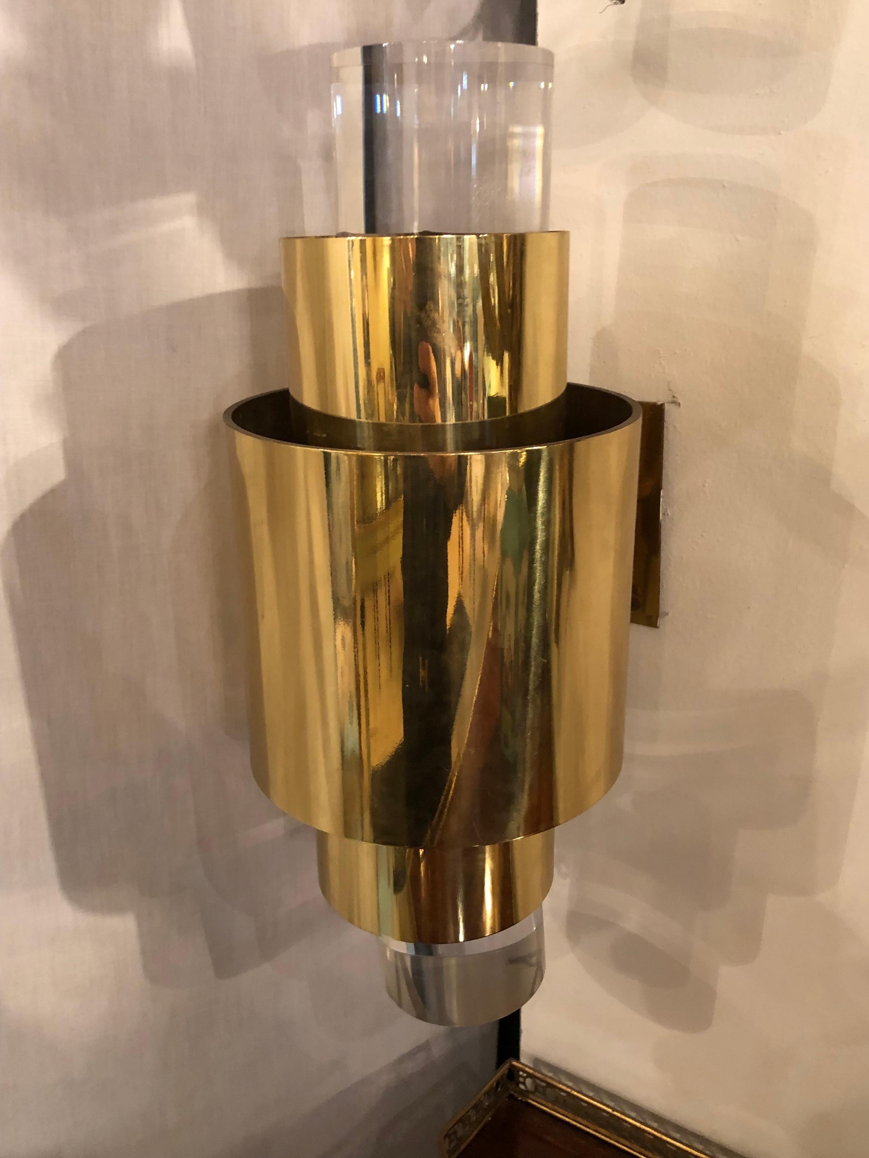 Pair of Mid-Century Modern Brass and Lucite Wall Sconces 4