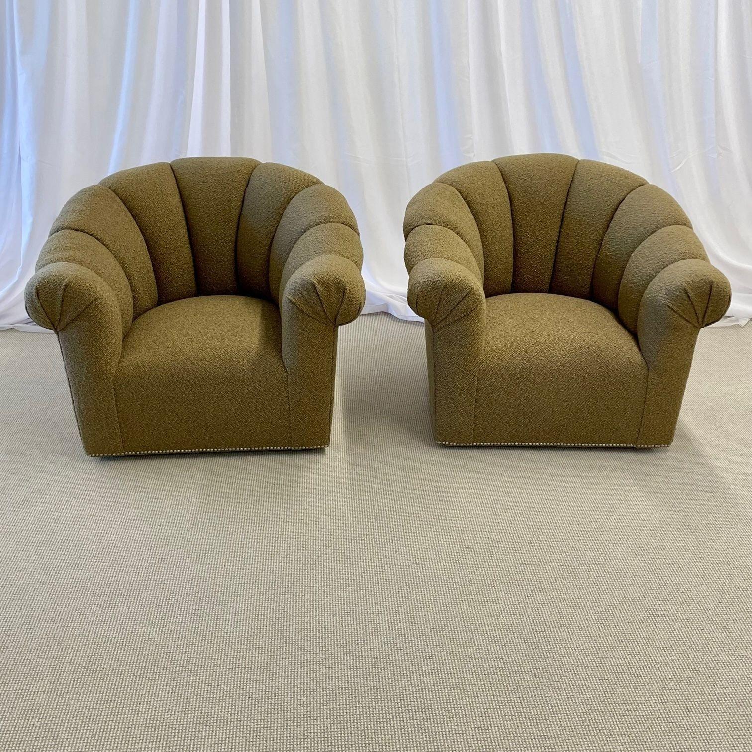 20th Century Pair of Mid-Century Modern Baughman Style  Swivel / Lounge / Tub Chairs, Boucle For Sale