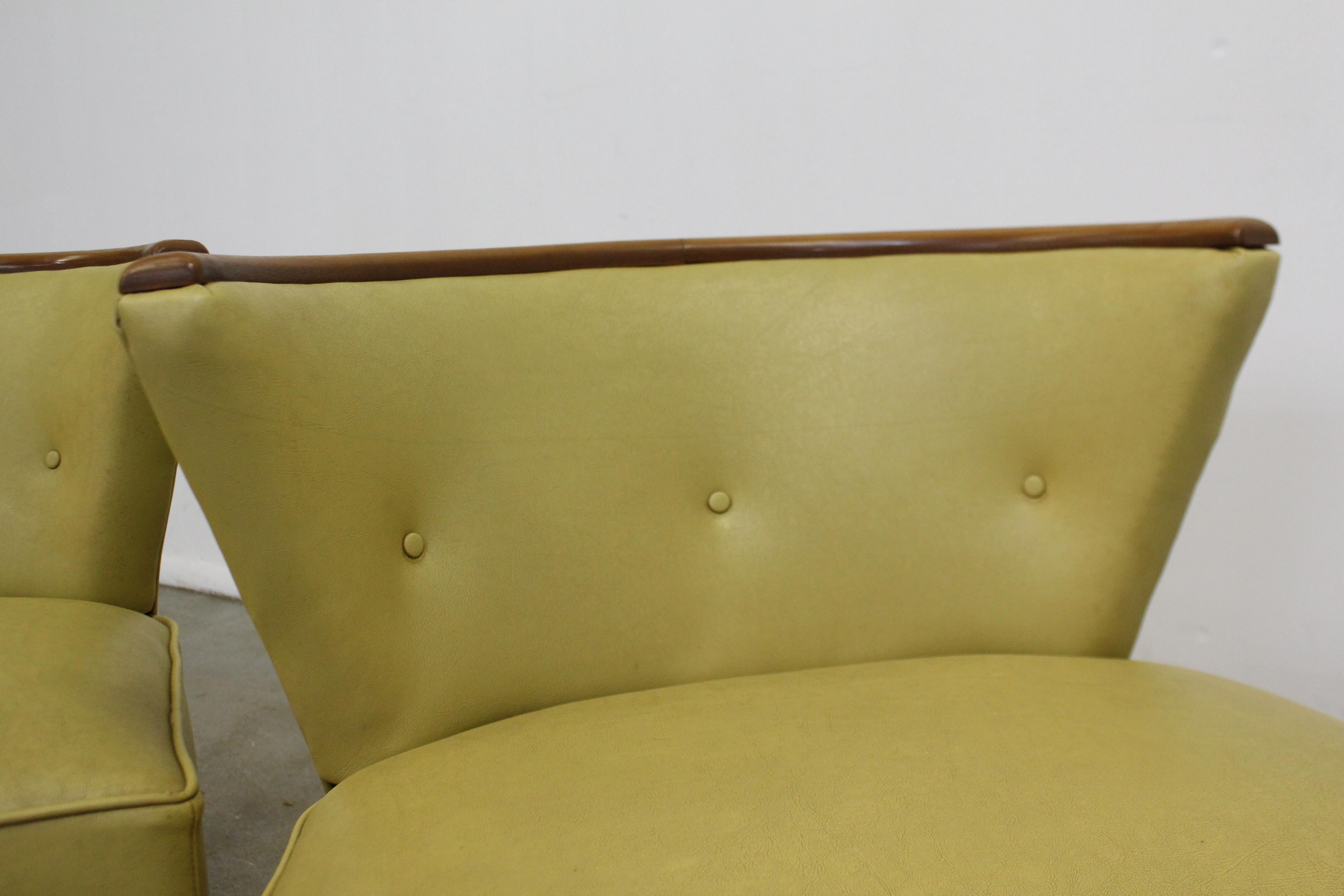 Pair of Mid-Century Modern Kroehler Smartset Design Swivel Slipper Chairs 1