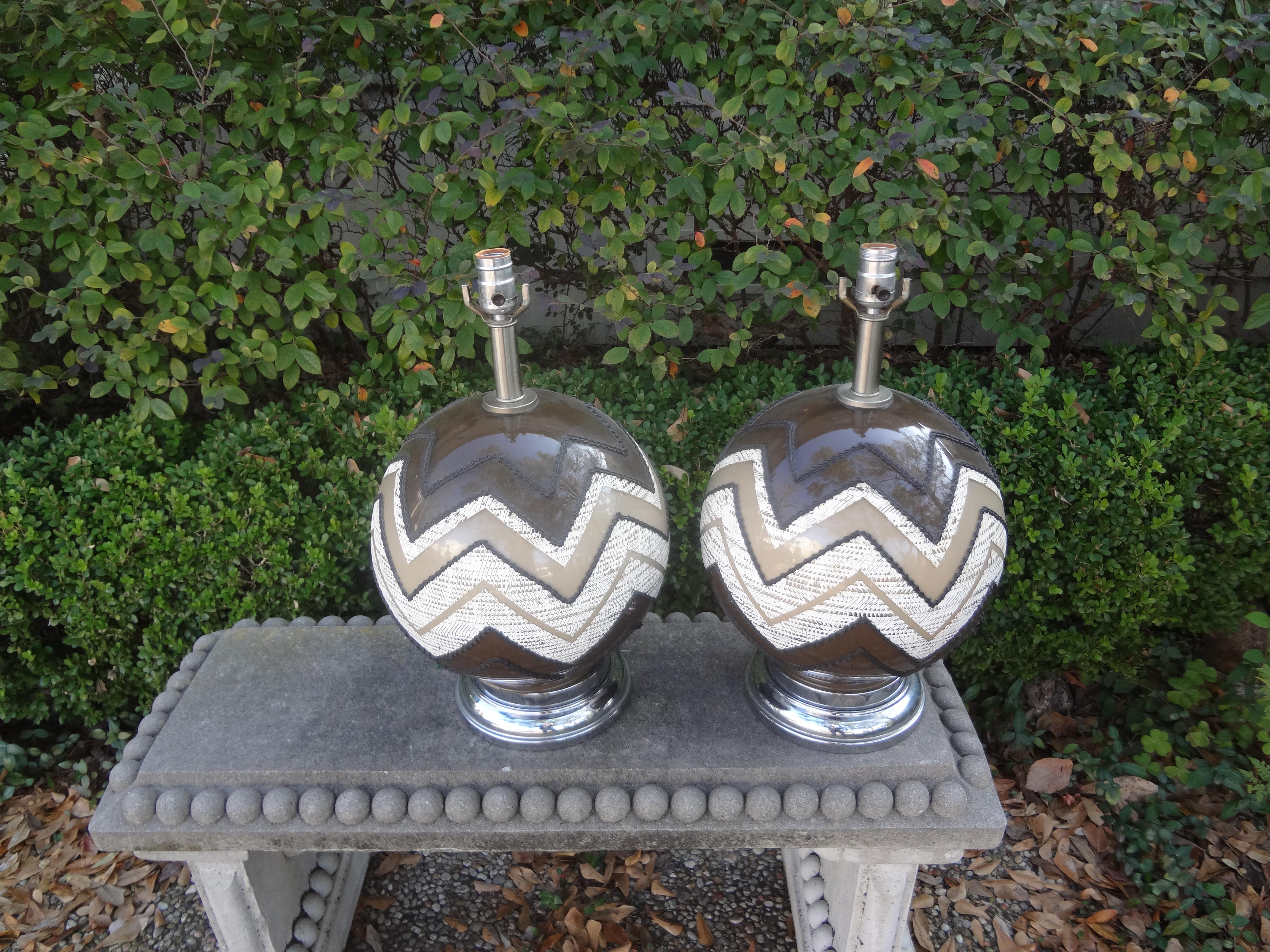Pair of Mid-Century Modern Lamps 5