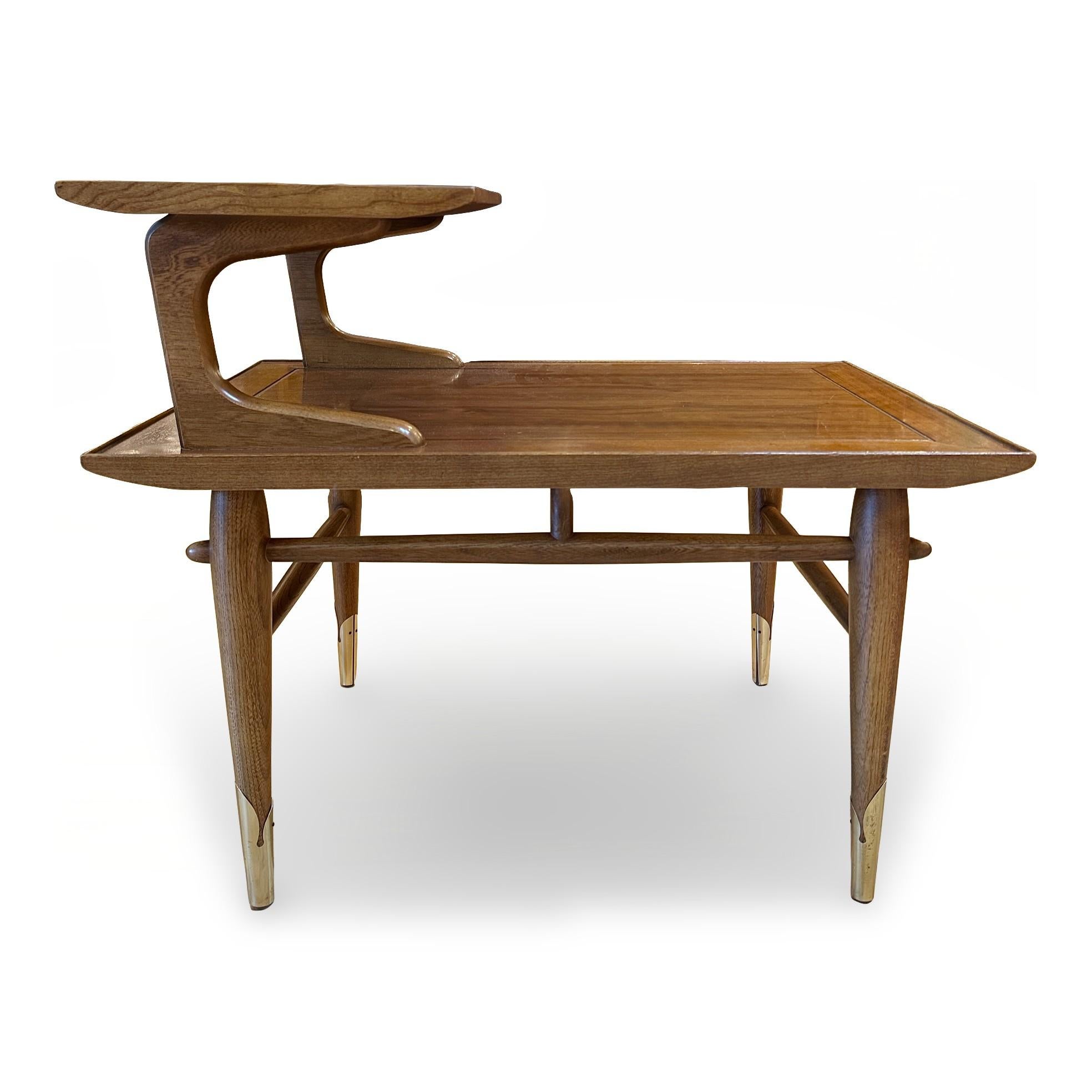 Pareja de mesitas de madera de nogal Lane Altavista 