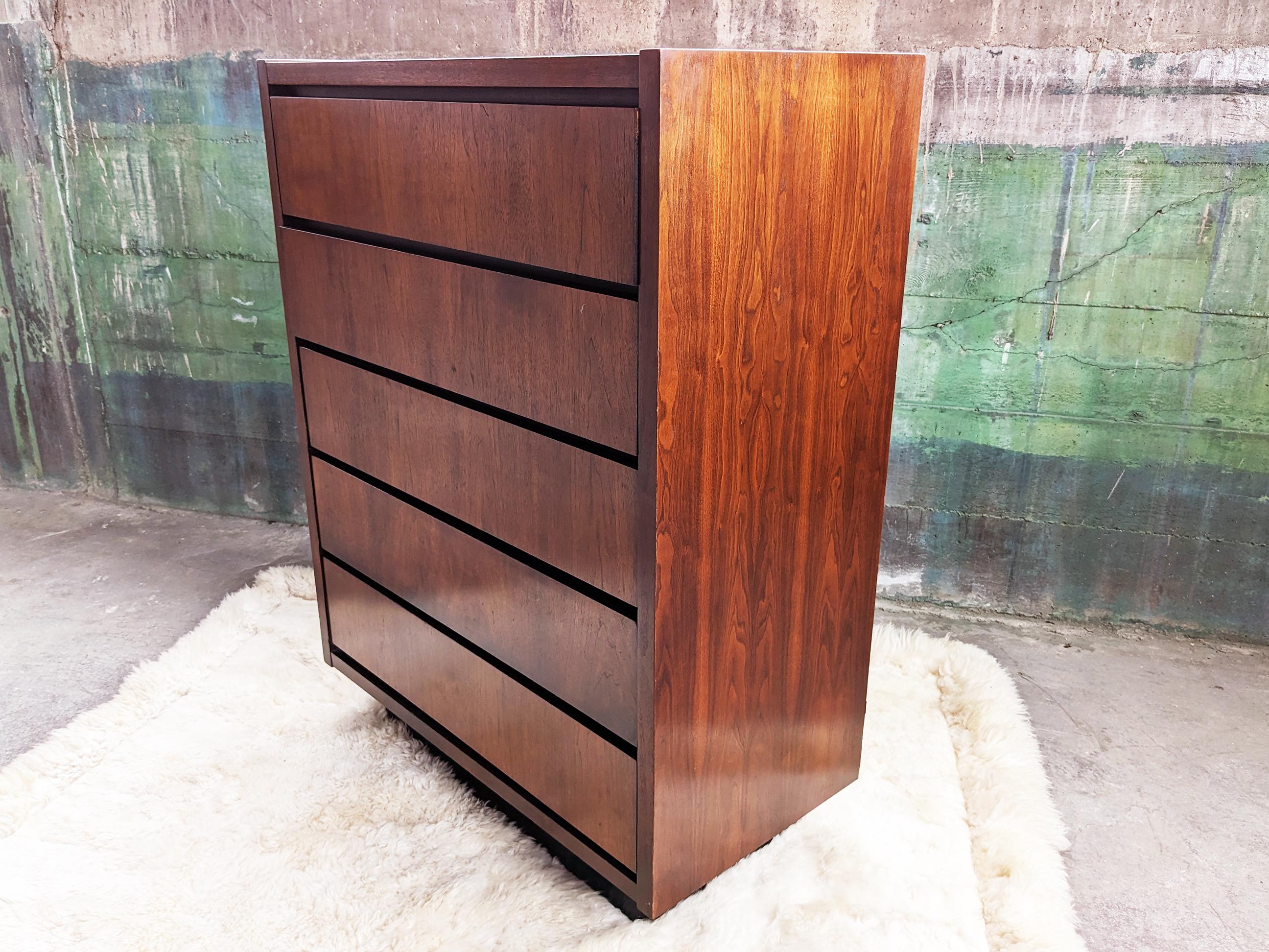 Pair of Mid-Century Modern Lane Furniture Brutalist 70s Tallboy Dresser Storage For Sale 6