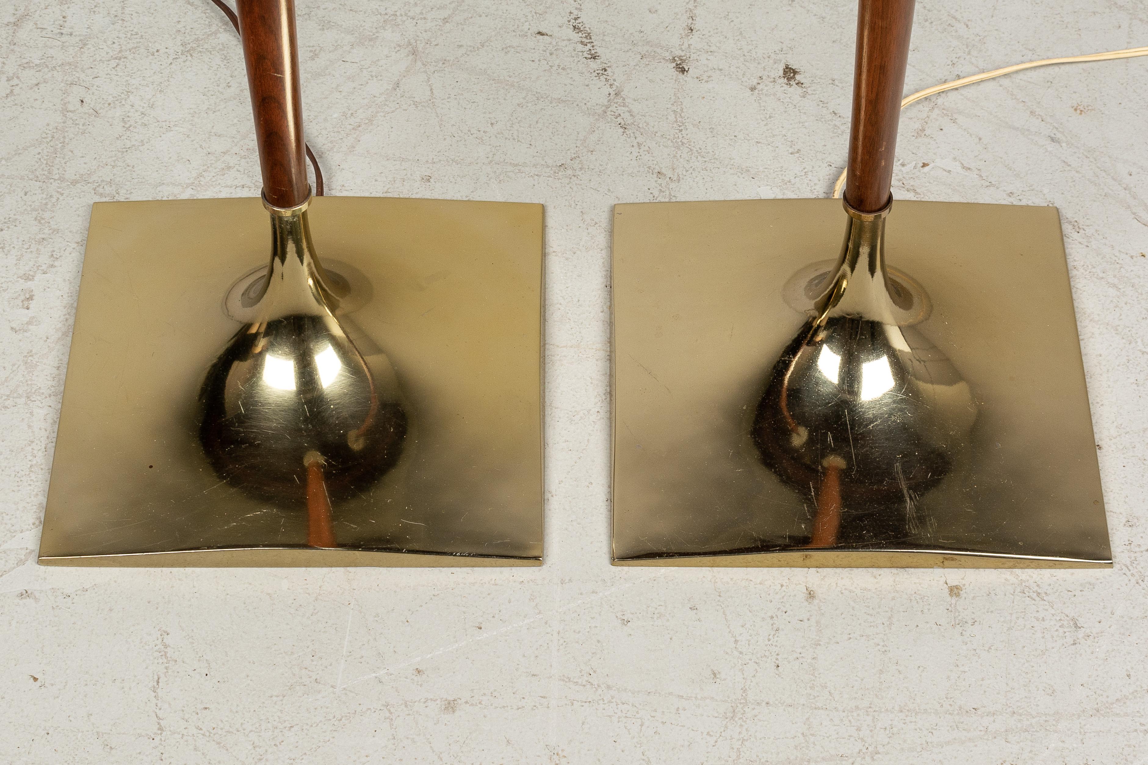 Metal Pair of Mid-Century Modern Laurel Floor Lamps