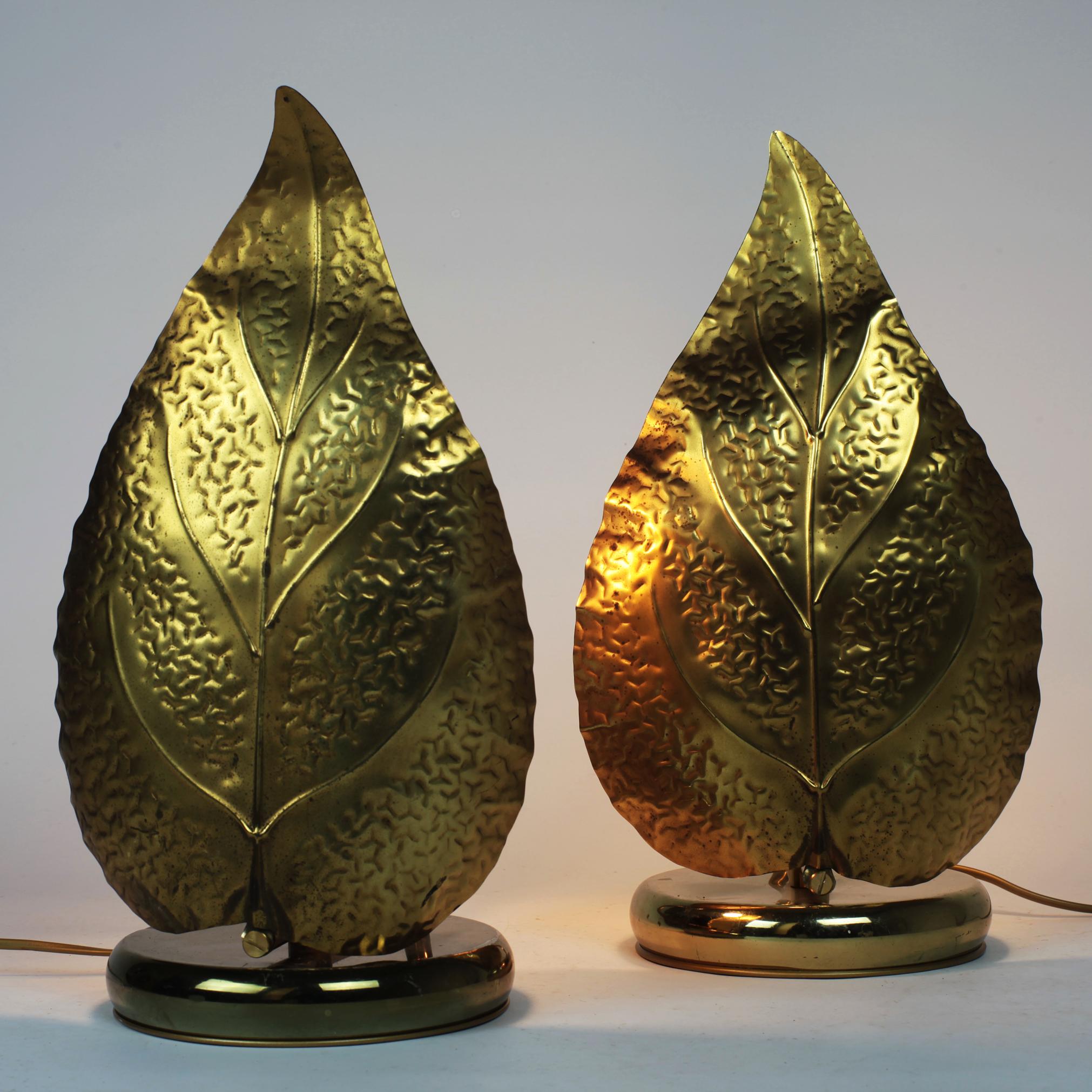 Metal Pair of Mid-Century Modern Leaf-shaped Brass Table Lamps, Italy, 1970s