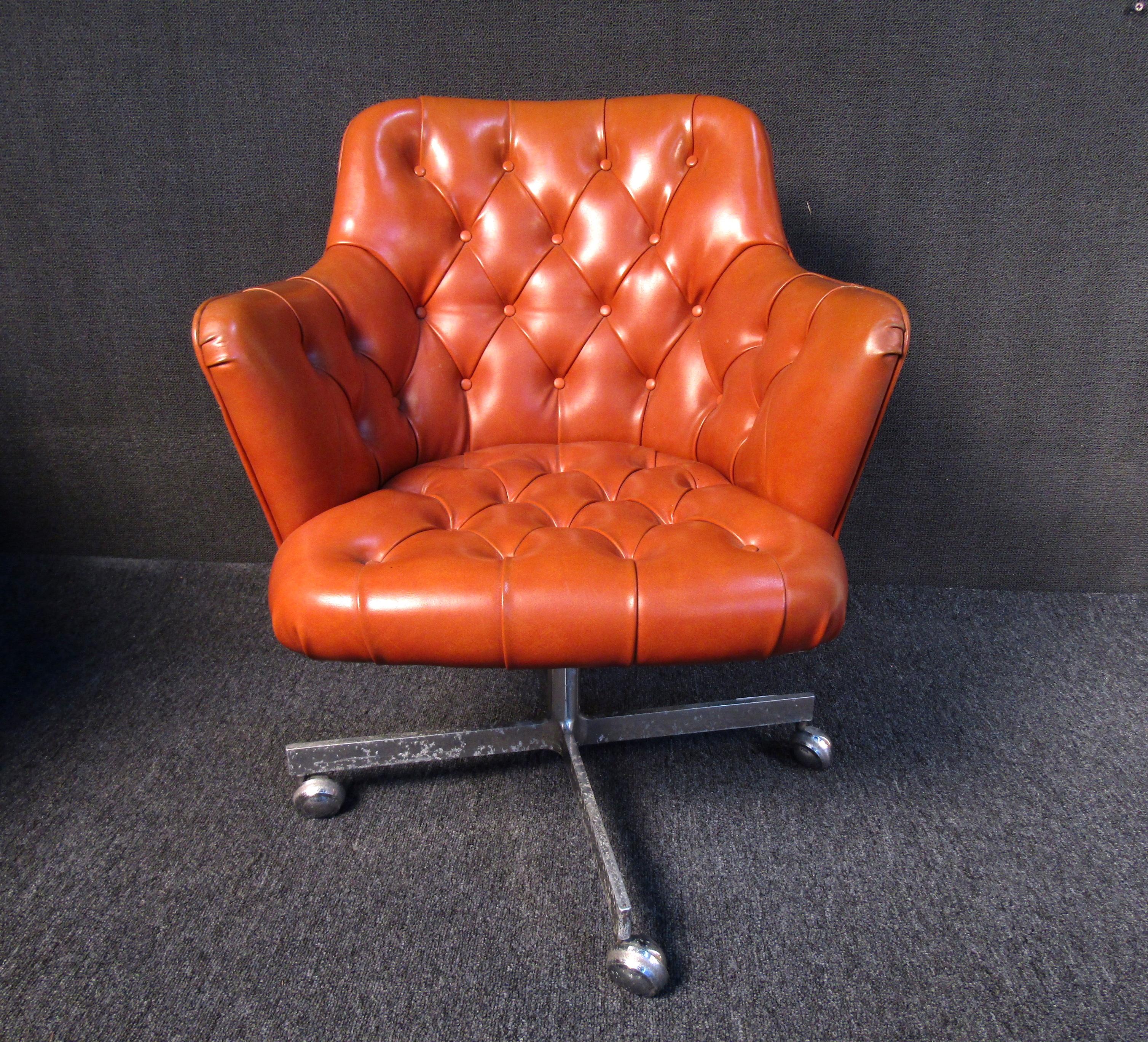 Danish Pair of Mid-Century Modern Leather and Chrome Rolling Armchairs For Sale