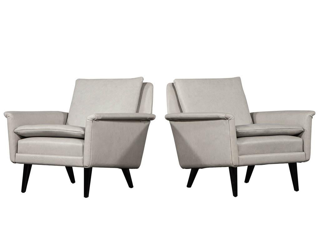 American Pair of Mid-Century Modern Leather Lounge Chairs