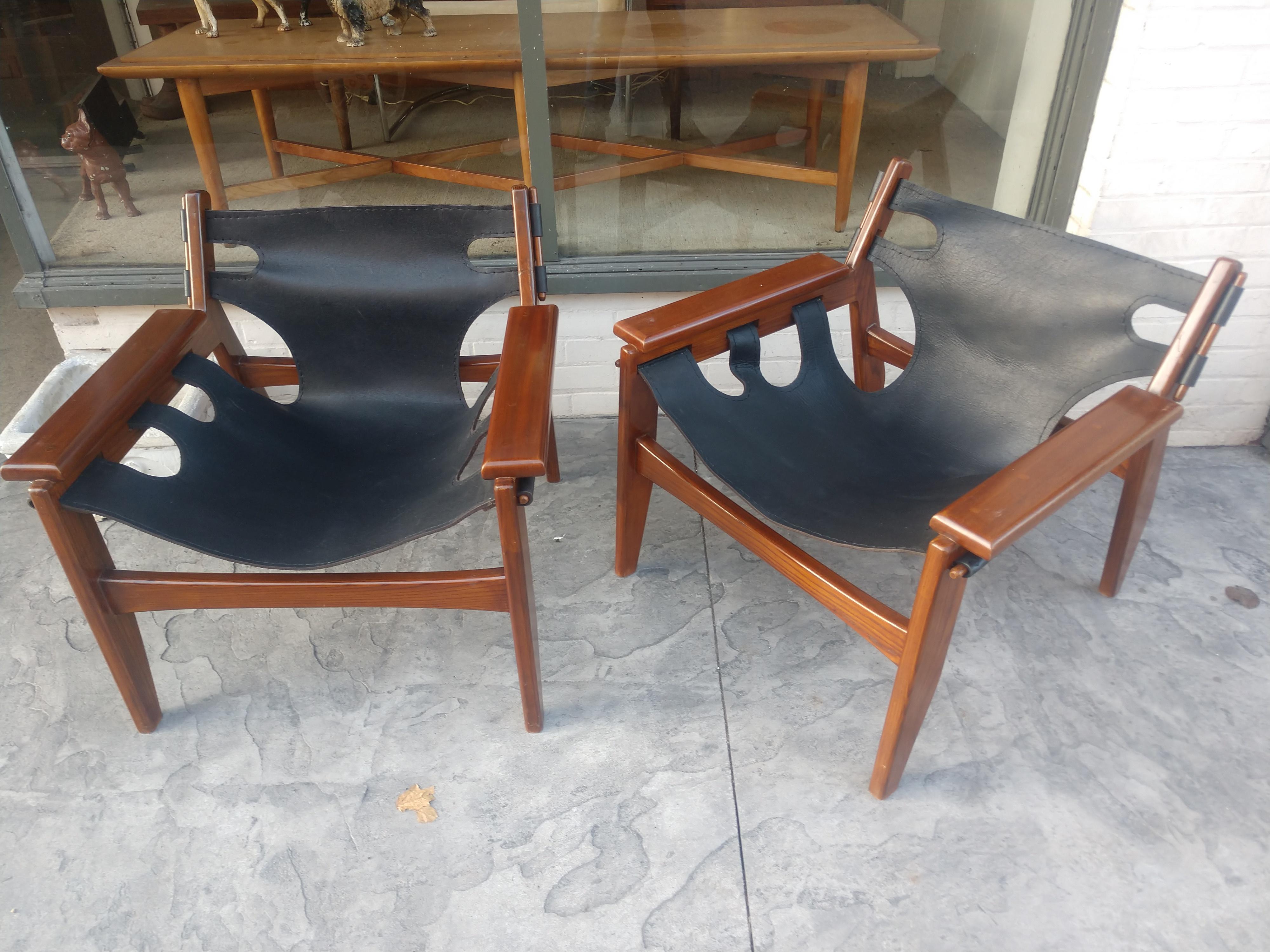 Pair of Mid-Century Modern Leather & Mahogany Sergio Rodrigues Lounge Chairs 7