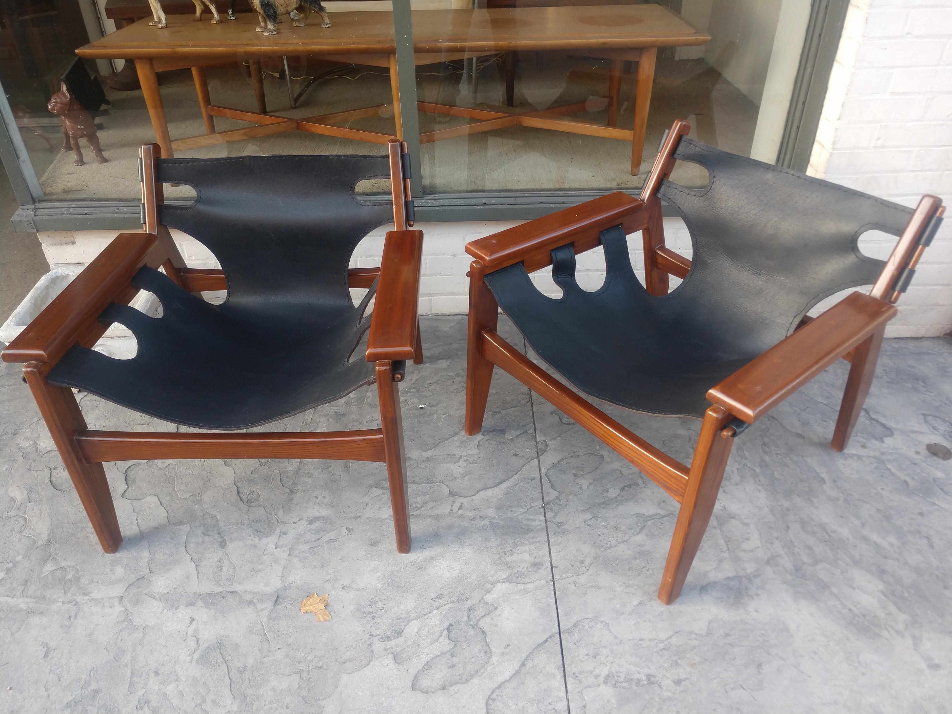 Pair of Mid-Century Modern Leather & Mahogany Sergio Rodrigues Lounge Chairs 8