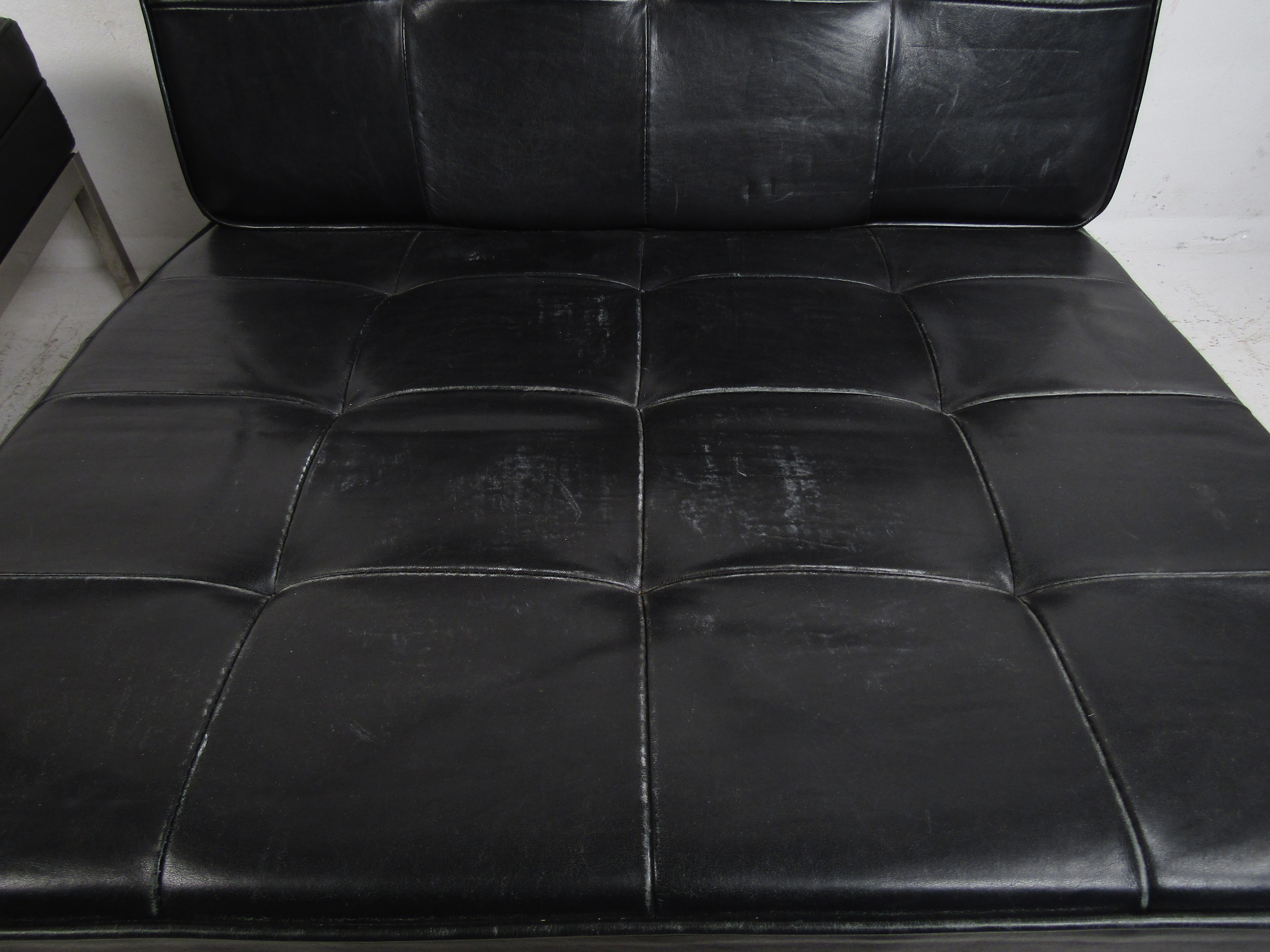 Paire de fauteuils de salon en cuir de Knoll:: de style moderne du milieu du siècle 6