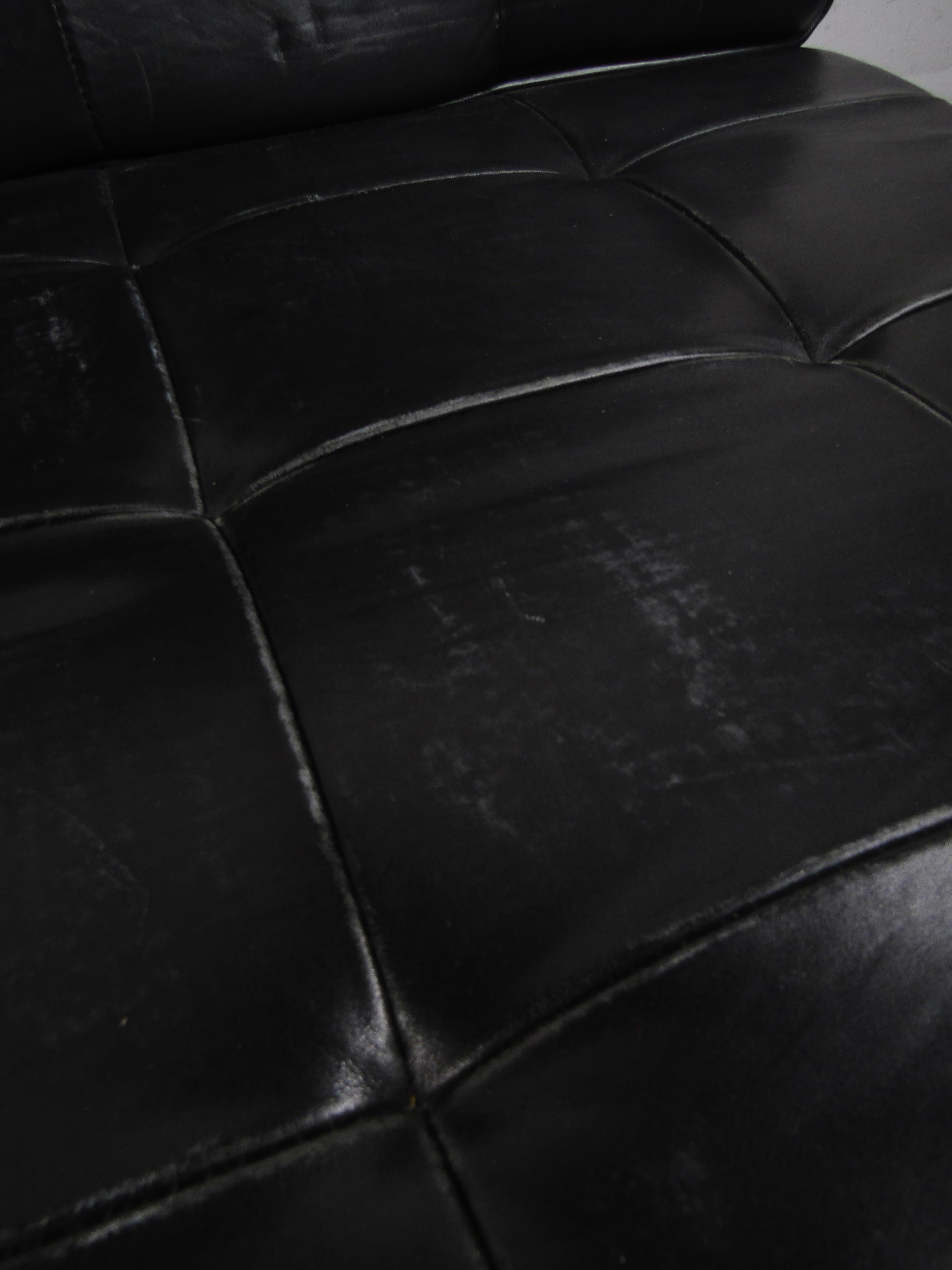 Paire de fauteuils de salon en cuir de Knoll:: de style moderne du milieu du siècle 7