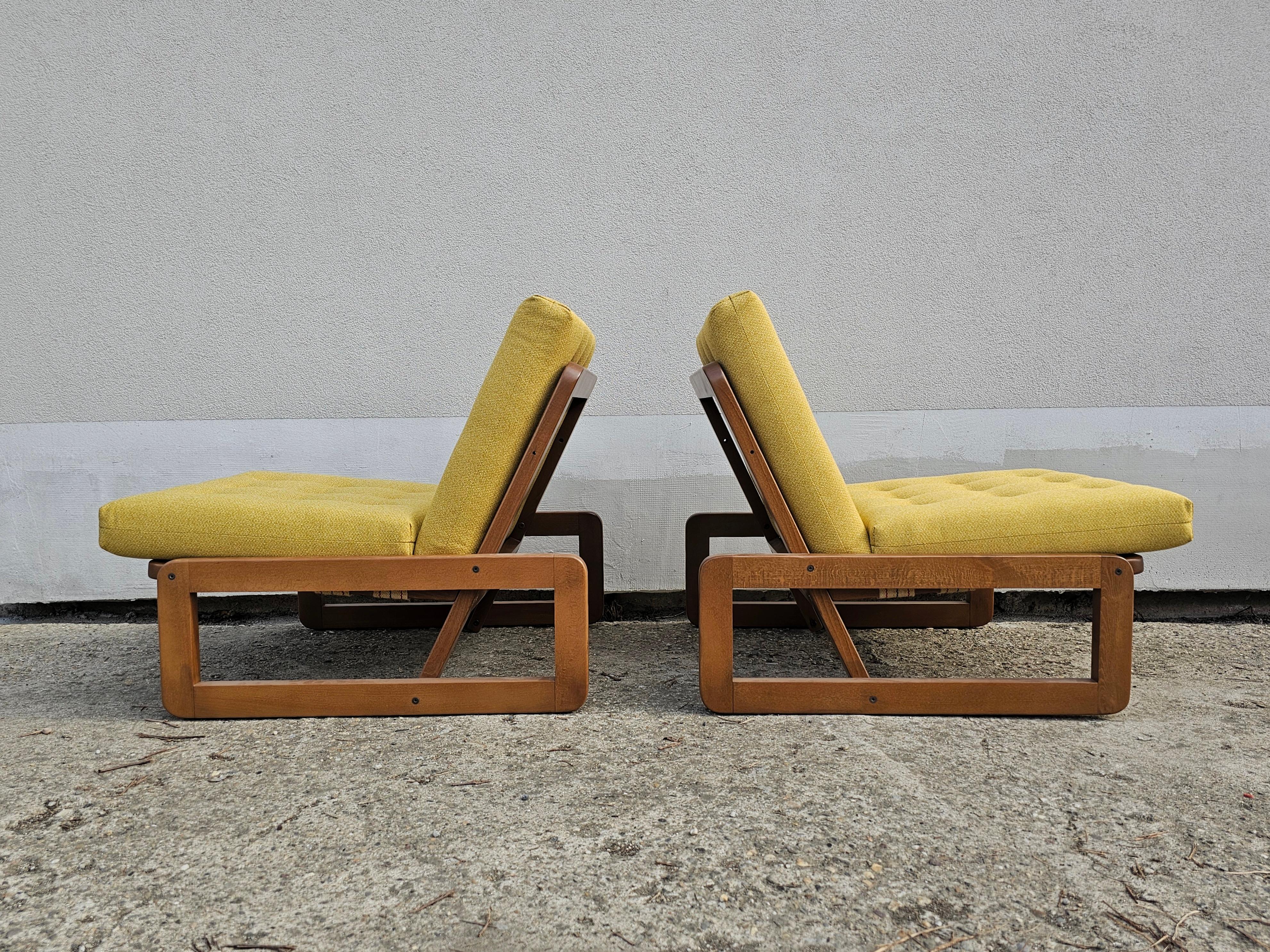 Mid-20th Century Pair of Mid Century Modern Lounge Chairs by Branko Ursic for Stol Kamnik For Sale