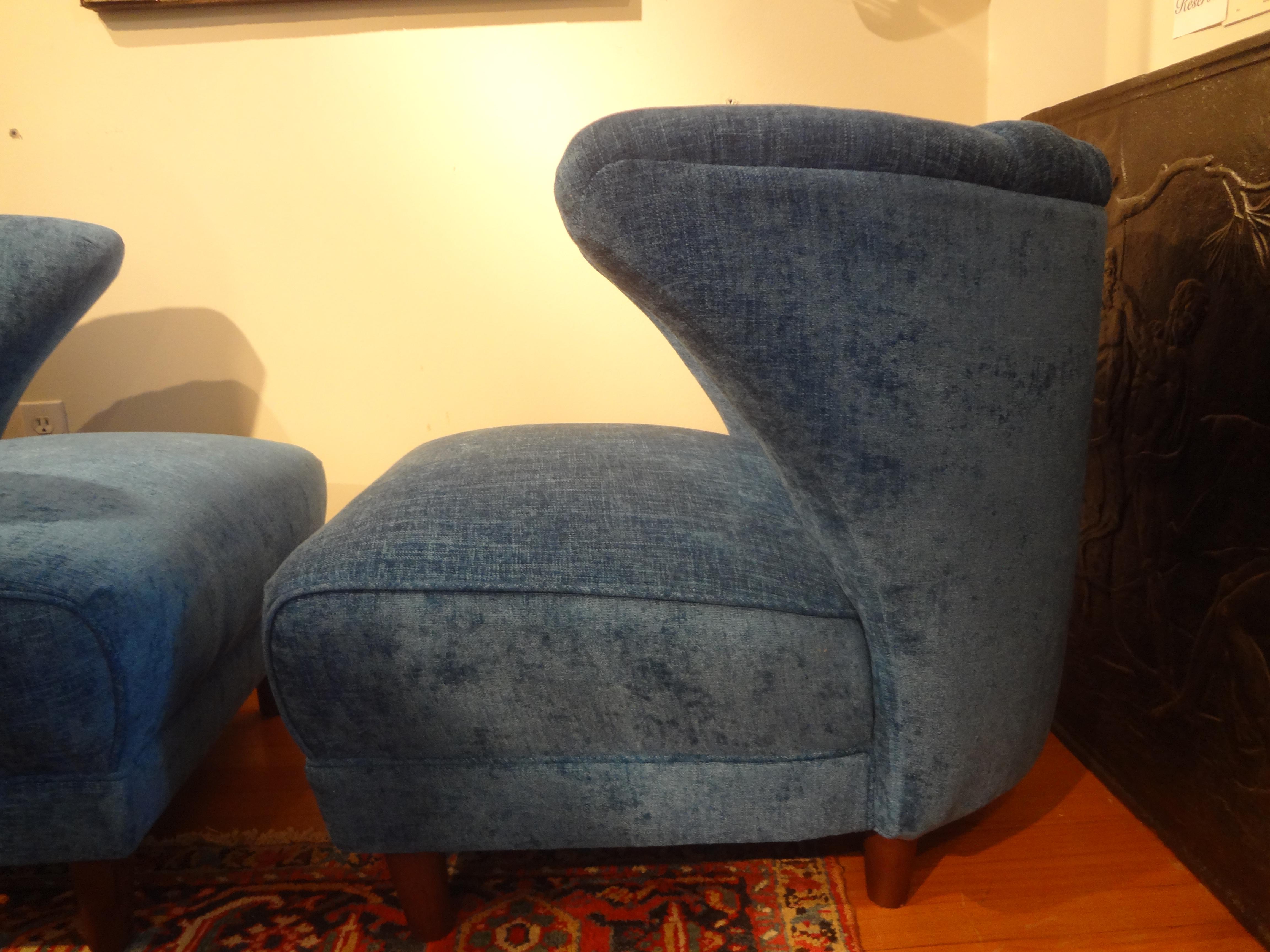 Mid-20th Century Pair Of Mid Century Modern Lounge Chairs By Karpen Of California For Sale