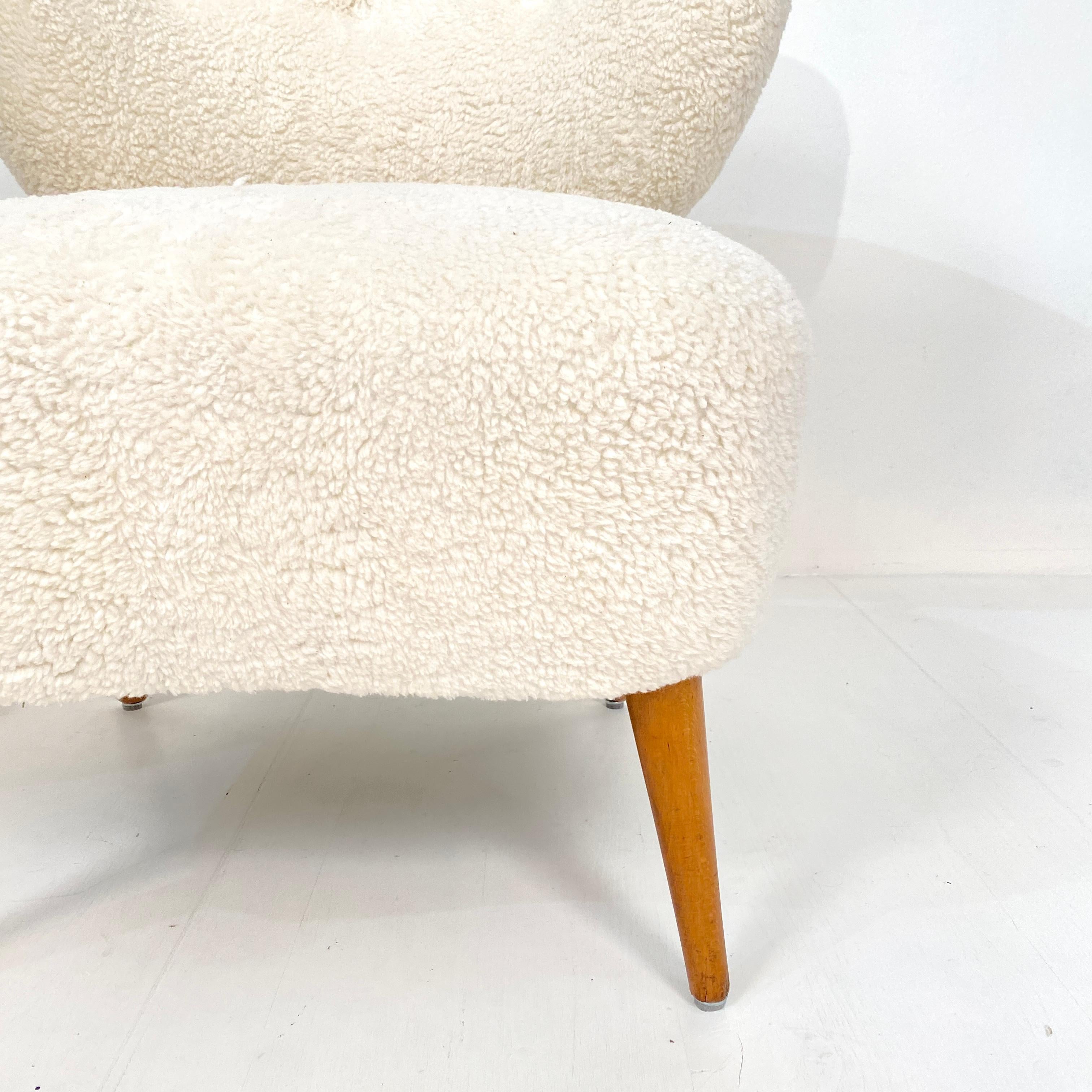 Pair of Boucle Mid-Century Lounge Chairs by Otto Schultz in Teddy Fur, 1950s 1