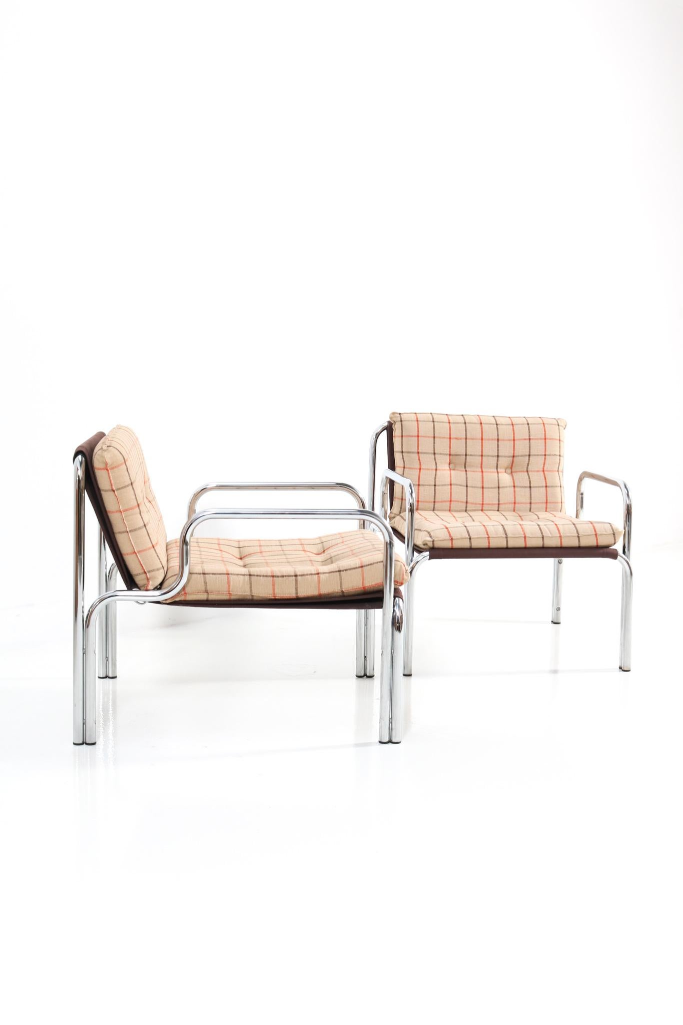 Fabric Pair of Mid-Century Modern Lounge Chairs by Wim Ypma for Riemersma, 1973