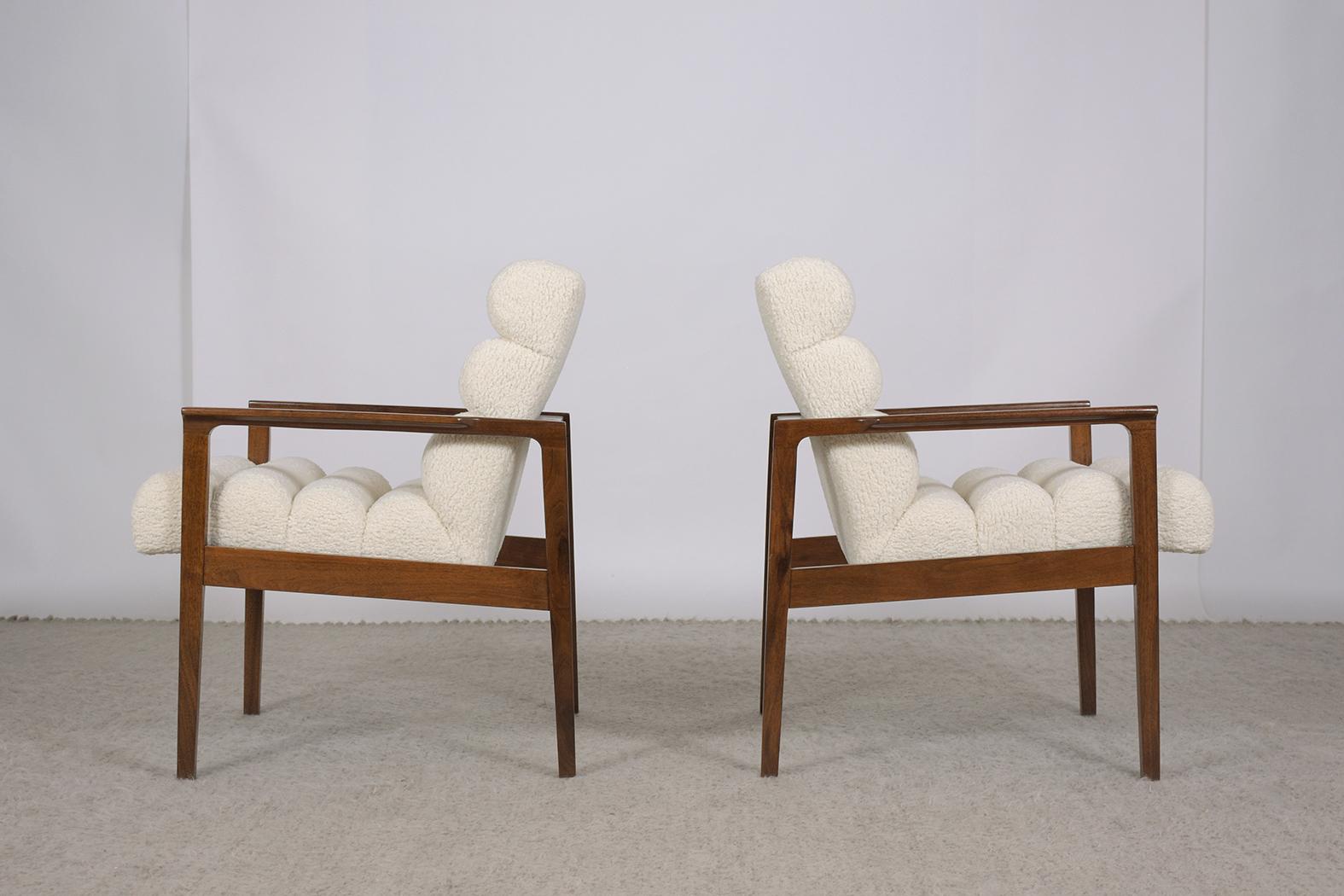 Vintage 1960s Pair of Mid-Century Modern Lounge Chairs 3