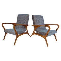 Vintage Pair of Mid-Century Modern Lounge Chairs