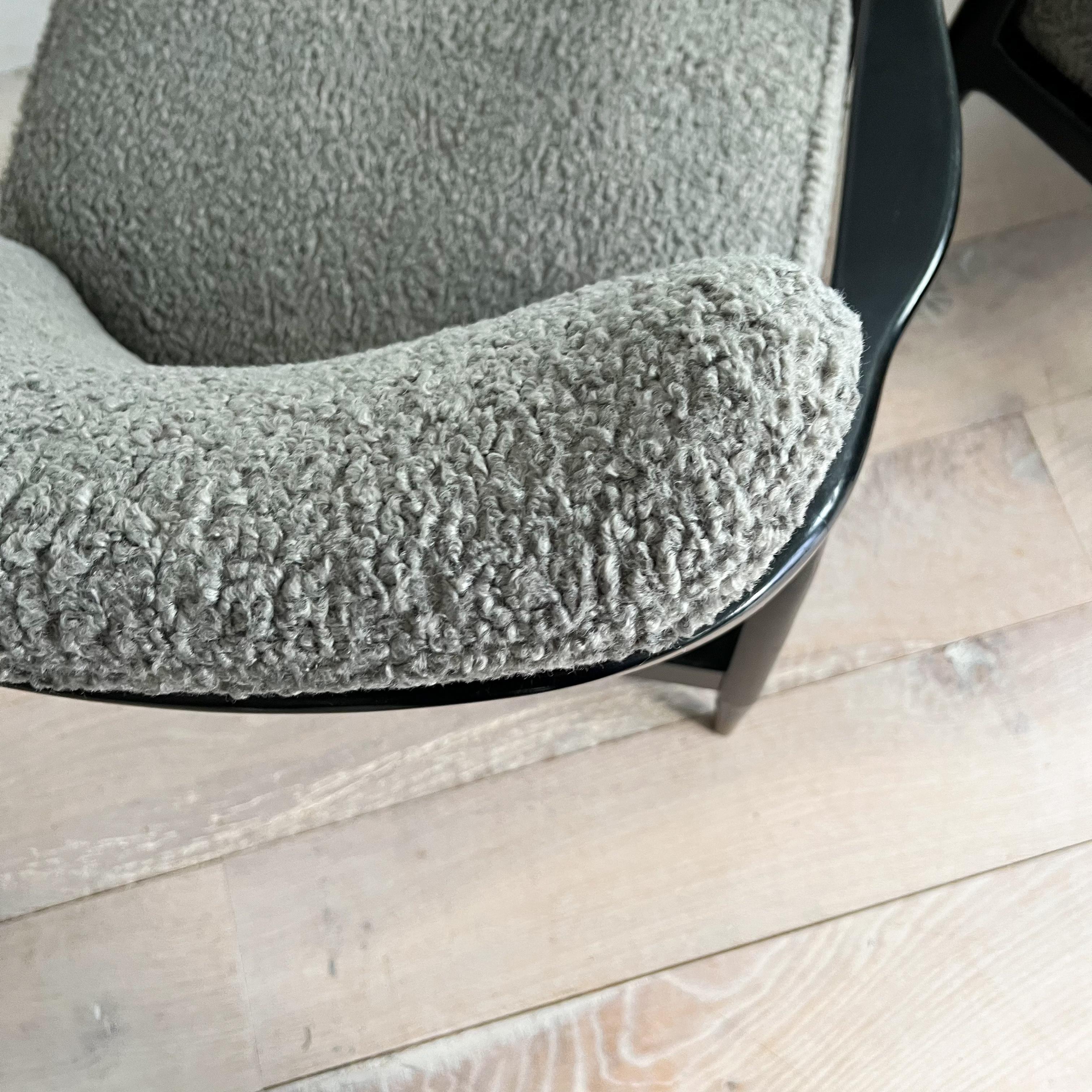 Pair of Mid-Century Modern Lounge Chairs - Gio Ponti Style 10