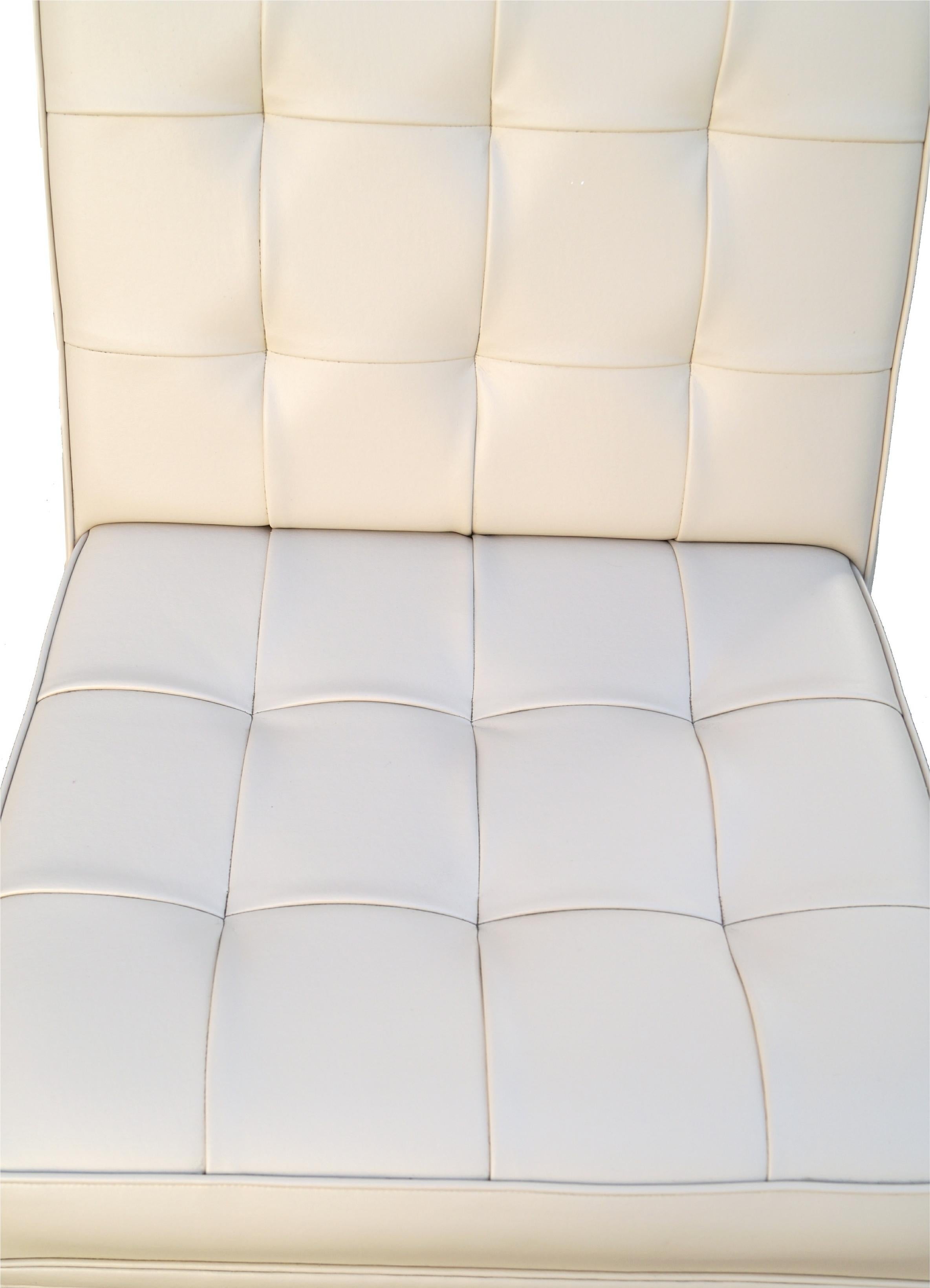 Ein Paar moderne Lounge-Sessel ohne Armlehne aus der Mitte des Jahrhunderts in der Art von Paul McCobb im Angebot 3
