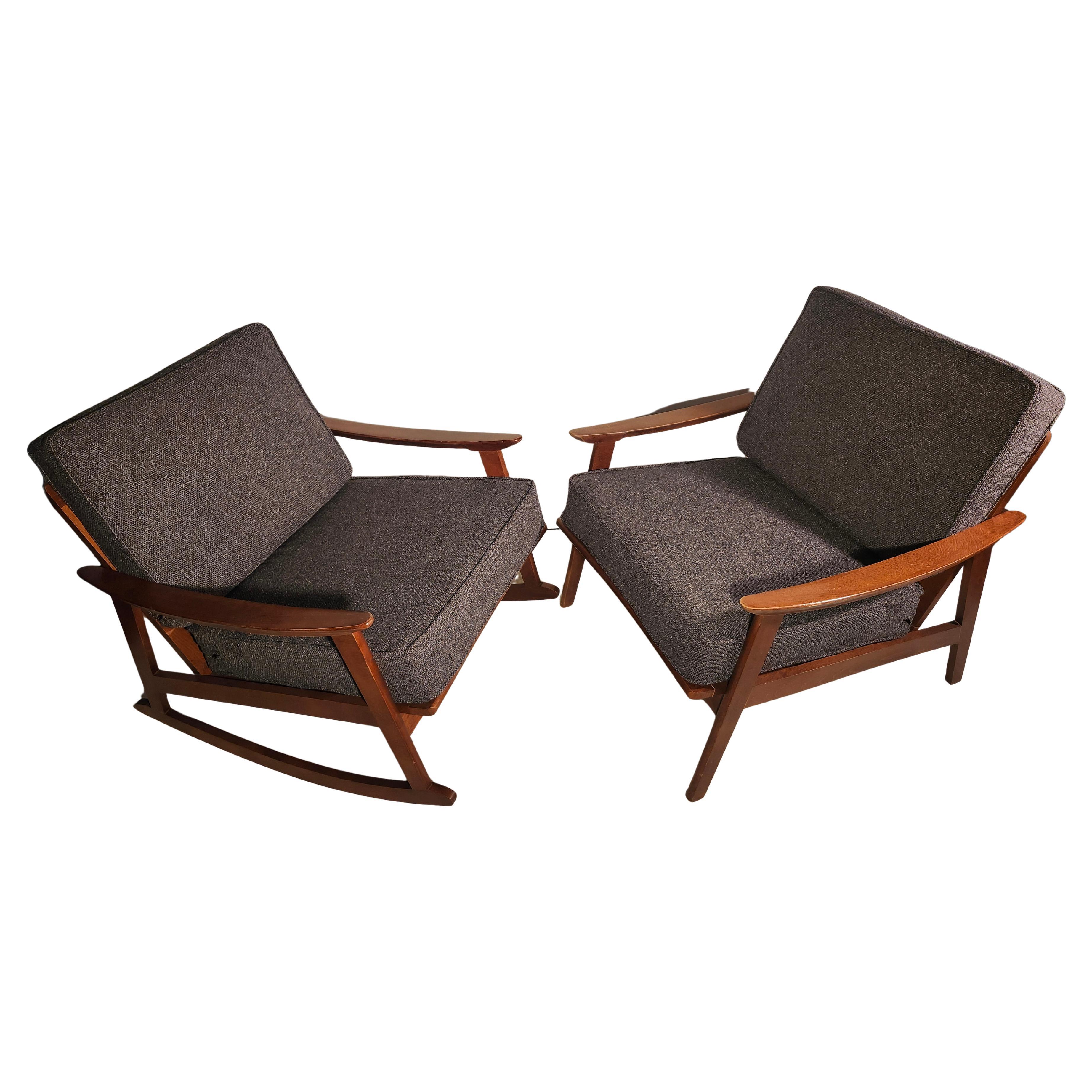 Pair of Mid Century Modern Lounge with Matching Rocking Chair by Baumritter 1960 For Sale