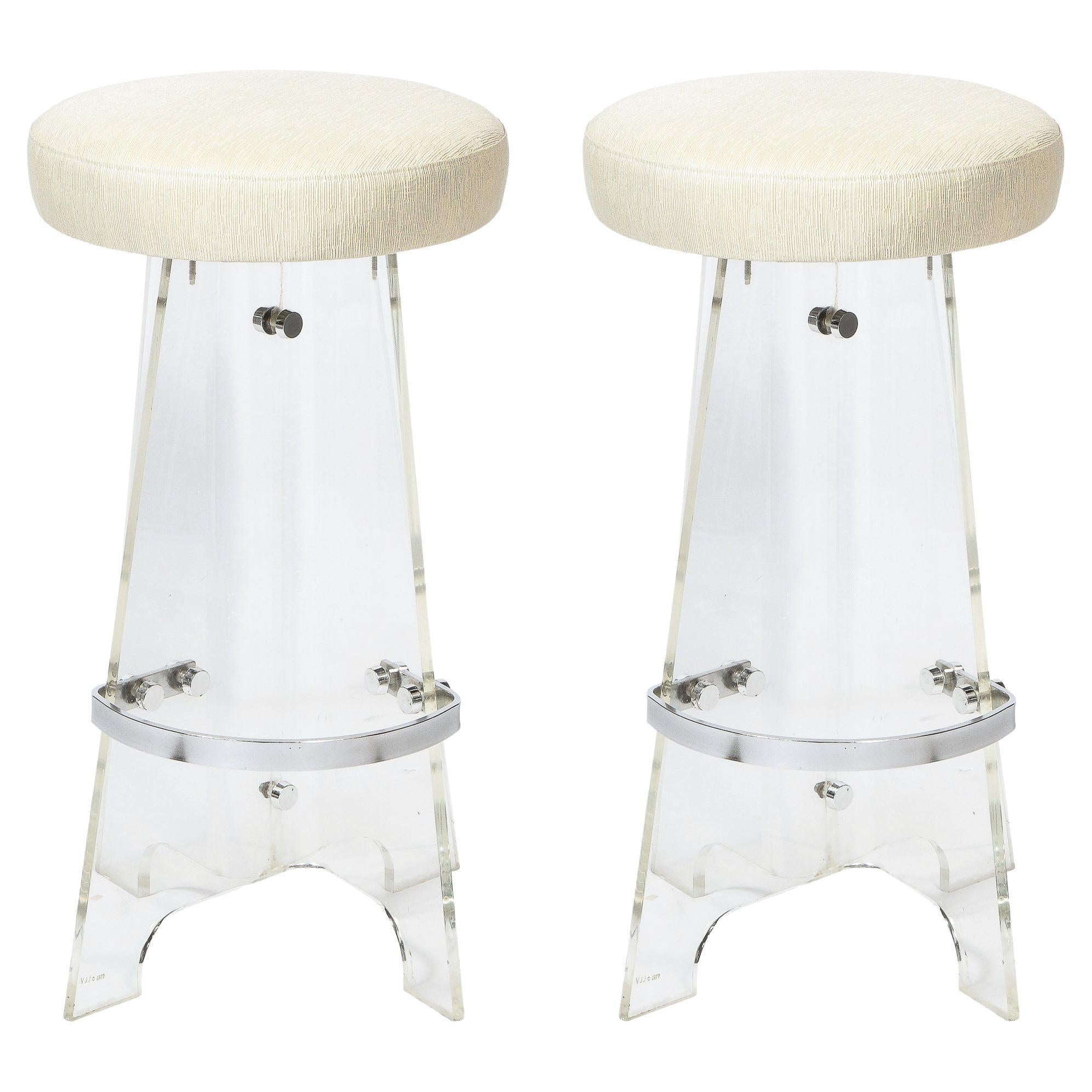 Pair of Mid-Century Modern Lucite, Chrome Bar Stools in Holly Hunt Upholstery For Sale