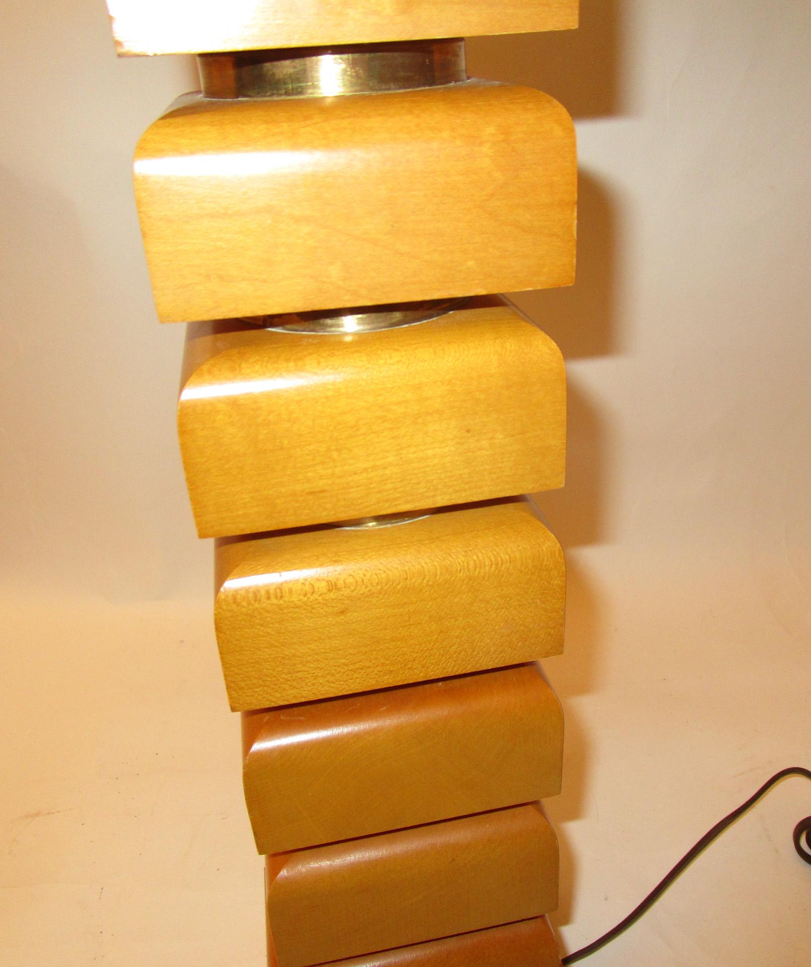 Pair of Mid-Century Modern Maple and Brass Table Lamps 6