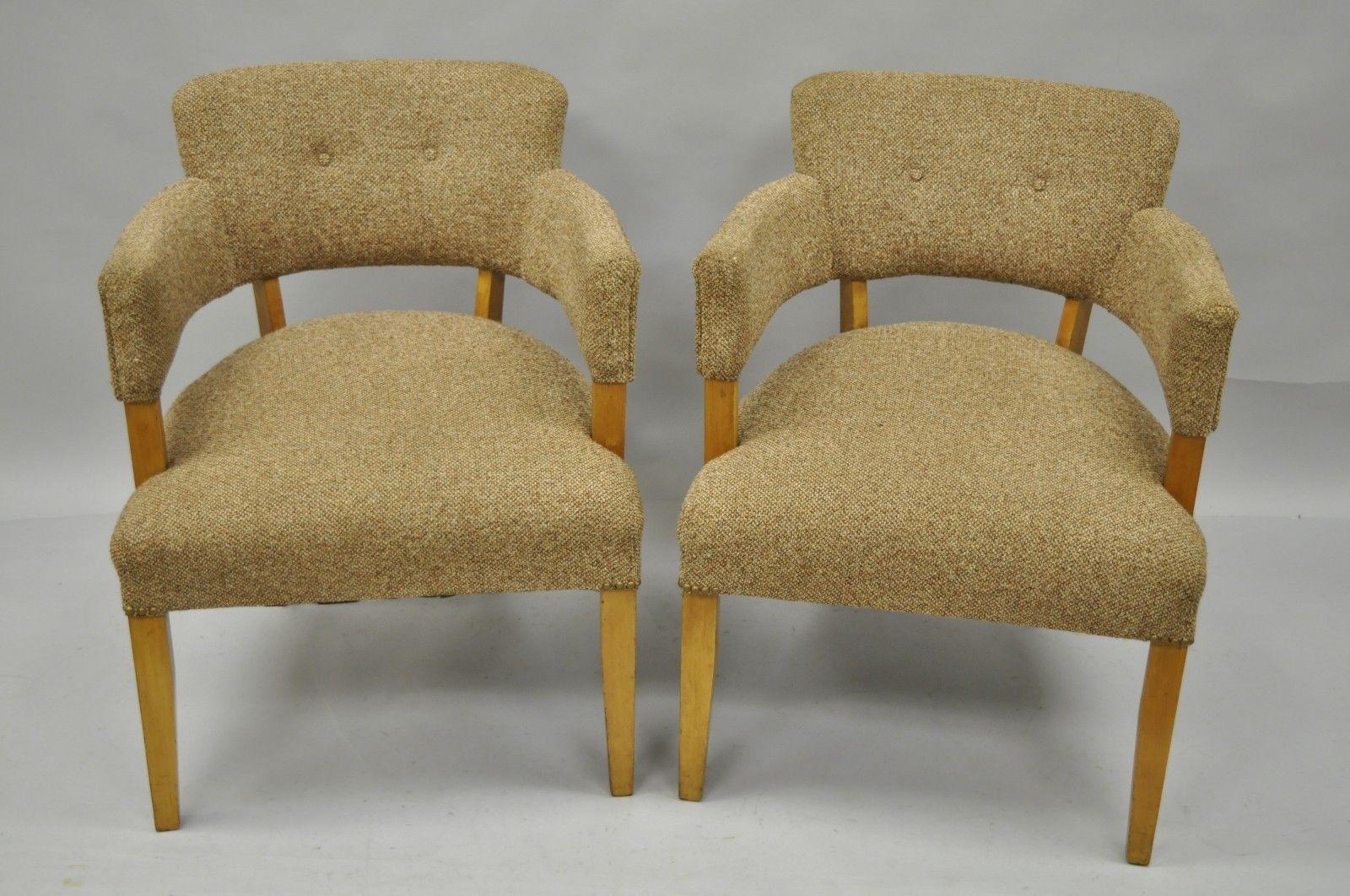 Pair of Mid-Century Modern Maple Club Lounge Chairs Jens Risom Heywood Wakefield In Good Condition In Philadelphia, PA