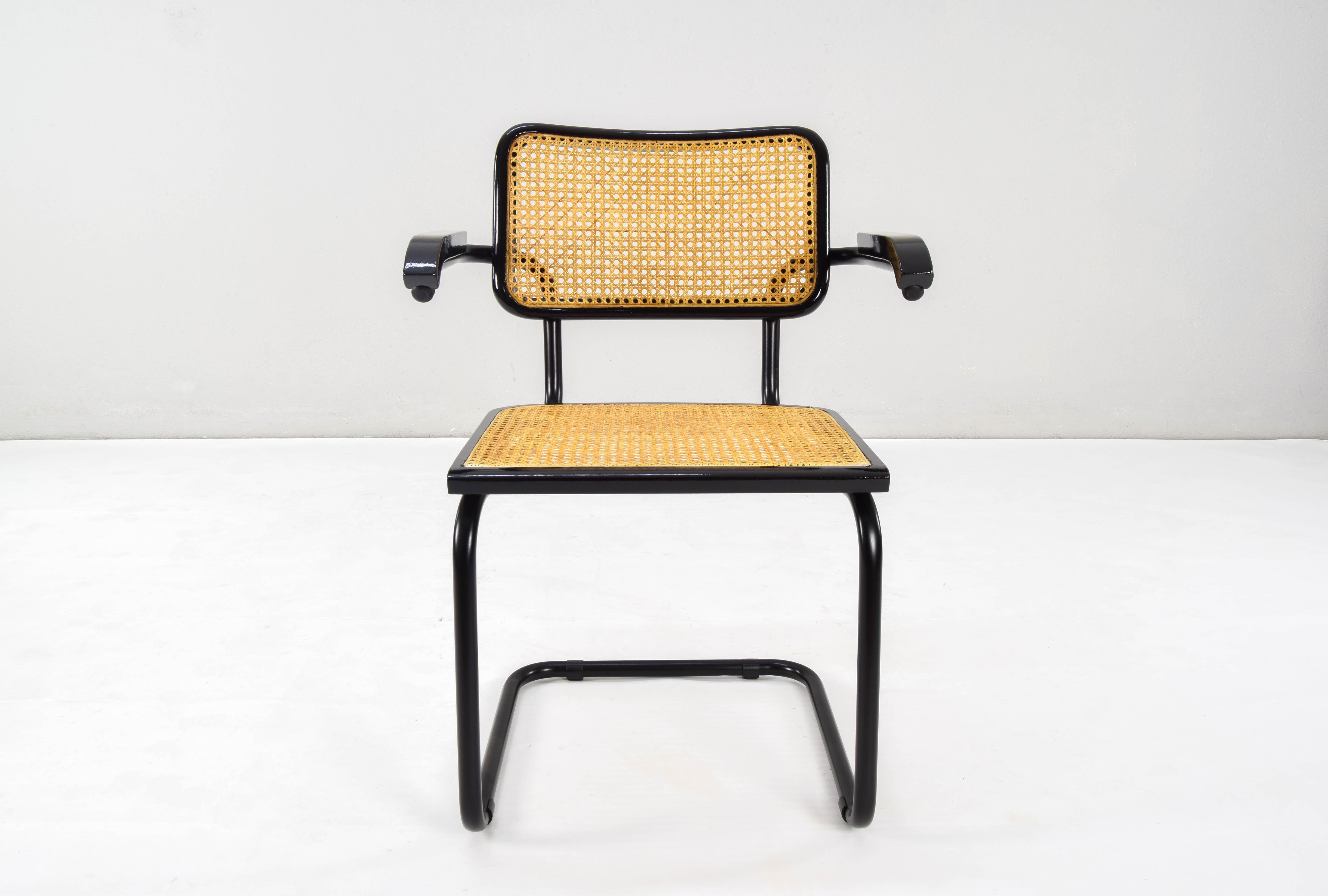 Lacquered Pair of Mid-Century Modern Marcel Breuer Black B64 Cesca Chairs, Italy, 1970