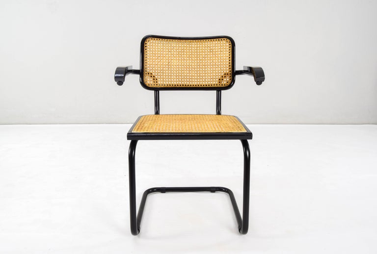 Lacquered Pair of Mid-Century Modern Marcel Breuer Black B64 Cesca Chairs, Italy, 1970 For Sale
