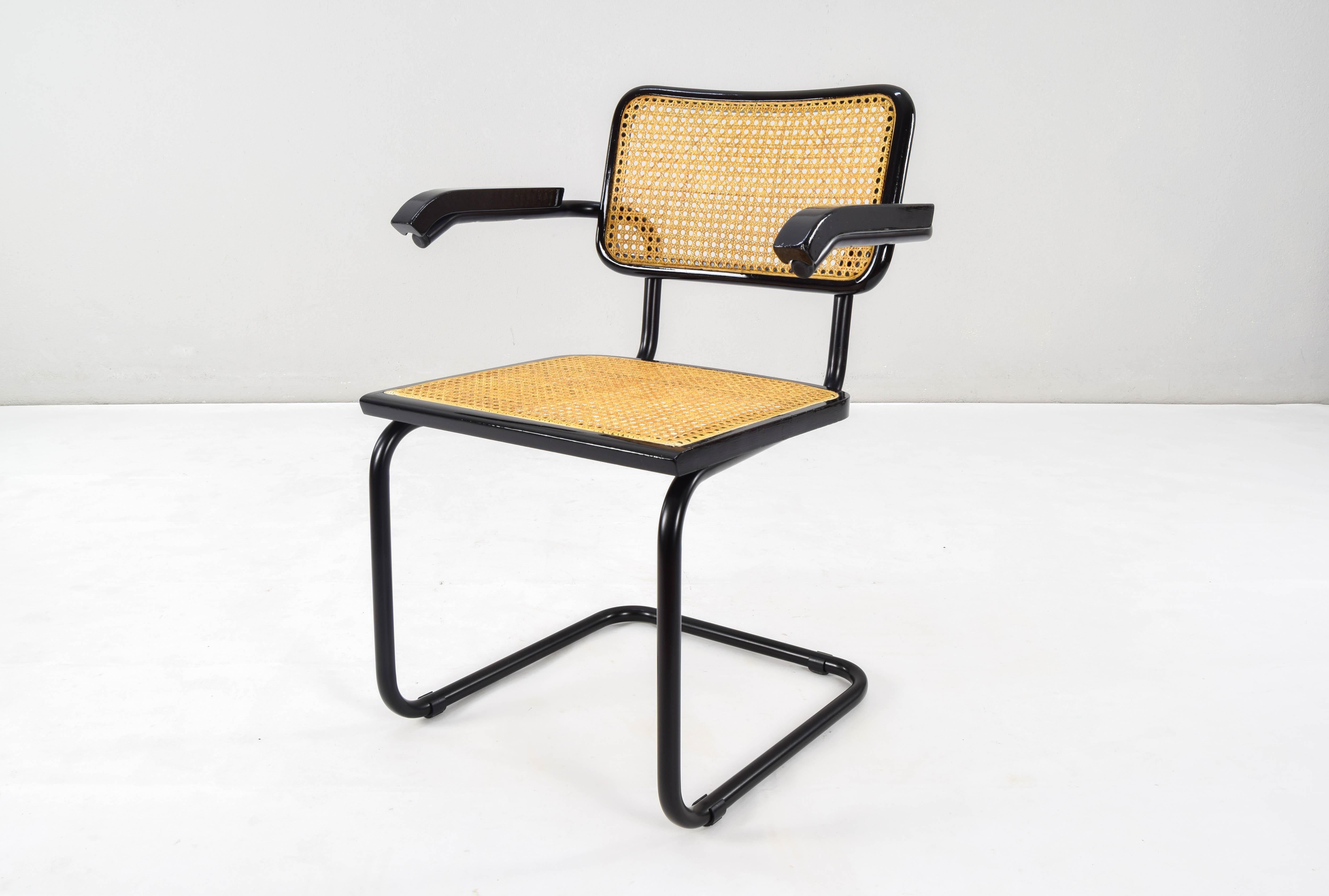 Pair of Mid-Century Modern Marcel Breuer Black B64 Cesca Chairs, Italy, 1970 In Good Condition In Escalona, Toledo