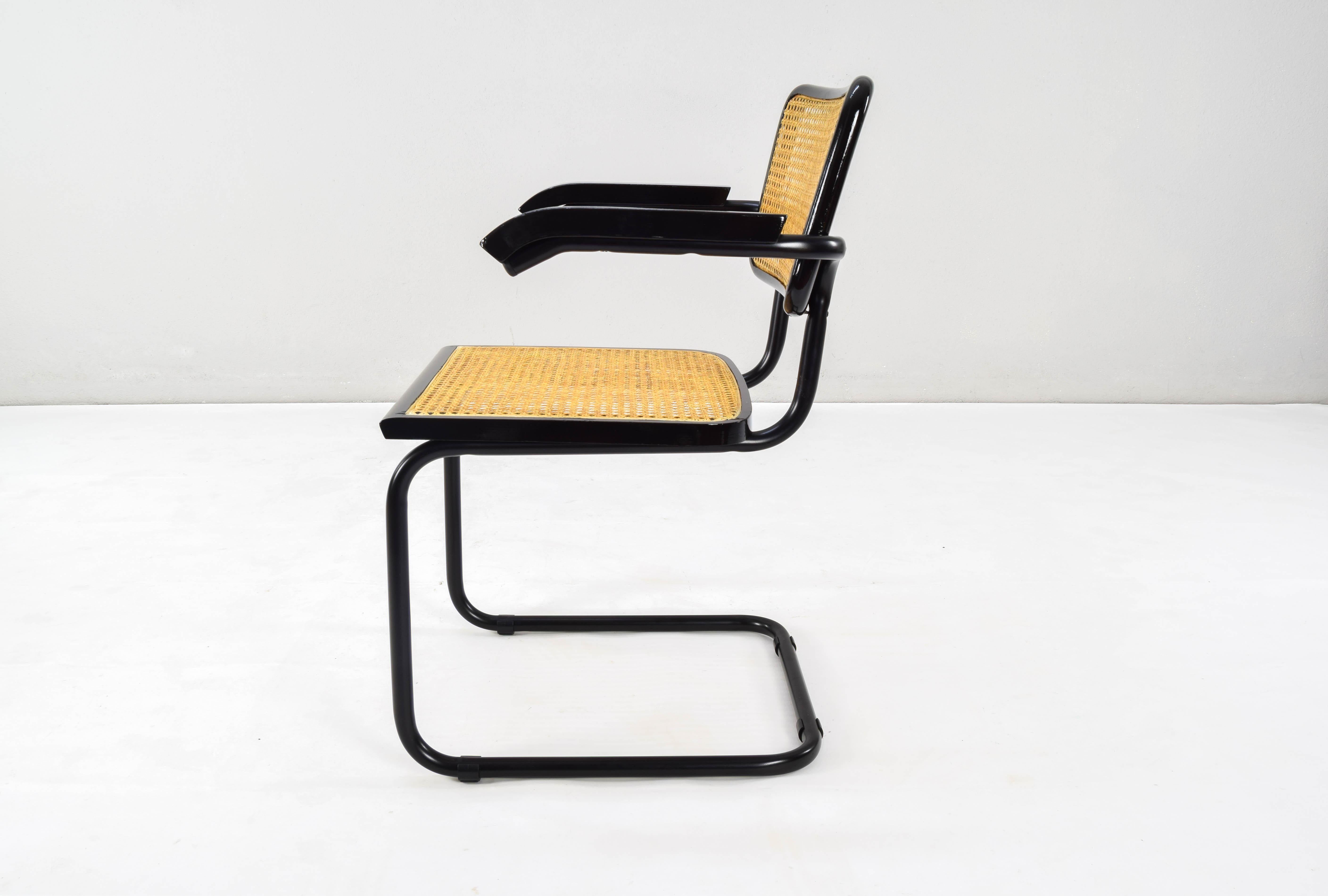 20th Century Pair of Mid-Century Modern Marcel Breuer Black B64 Cesca Chairs, Italy, 1970