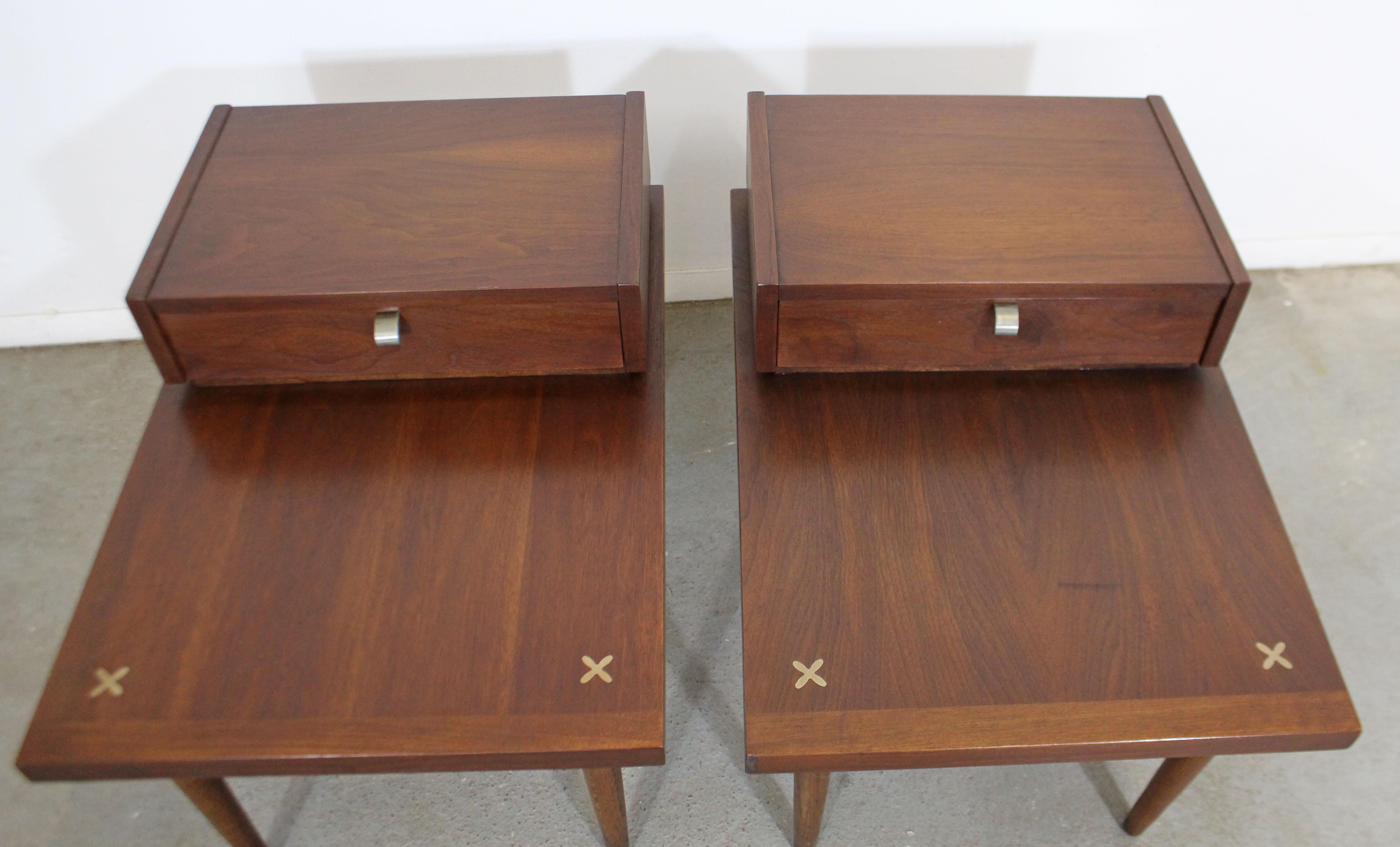 Pair of Mid-Century Modern Merton L. Gershun American of Martinsville End Tables 1