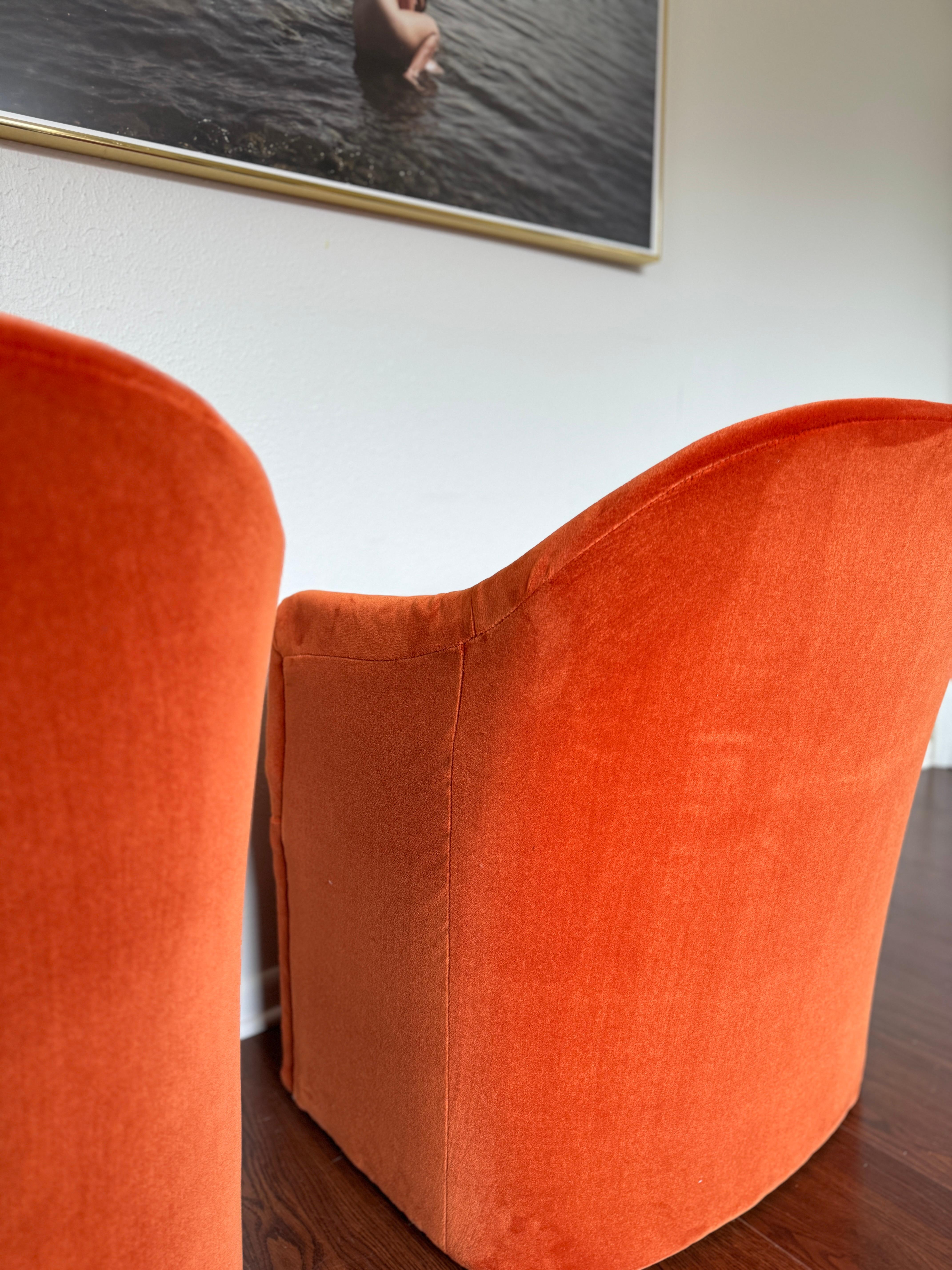 Paire de chaises de salle à manger tonneau modernes du milieu du siècle dernier de Milo Baughman pour Thayer Coggin en vente 9