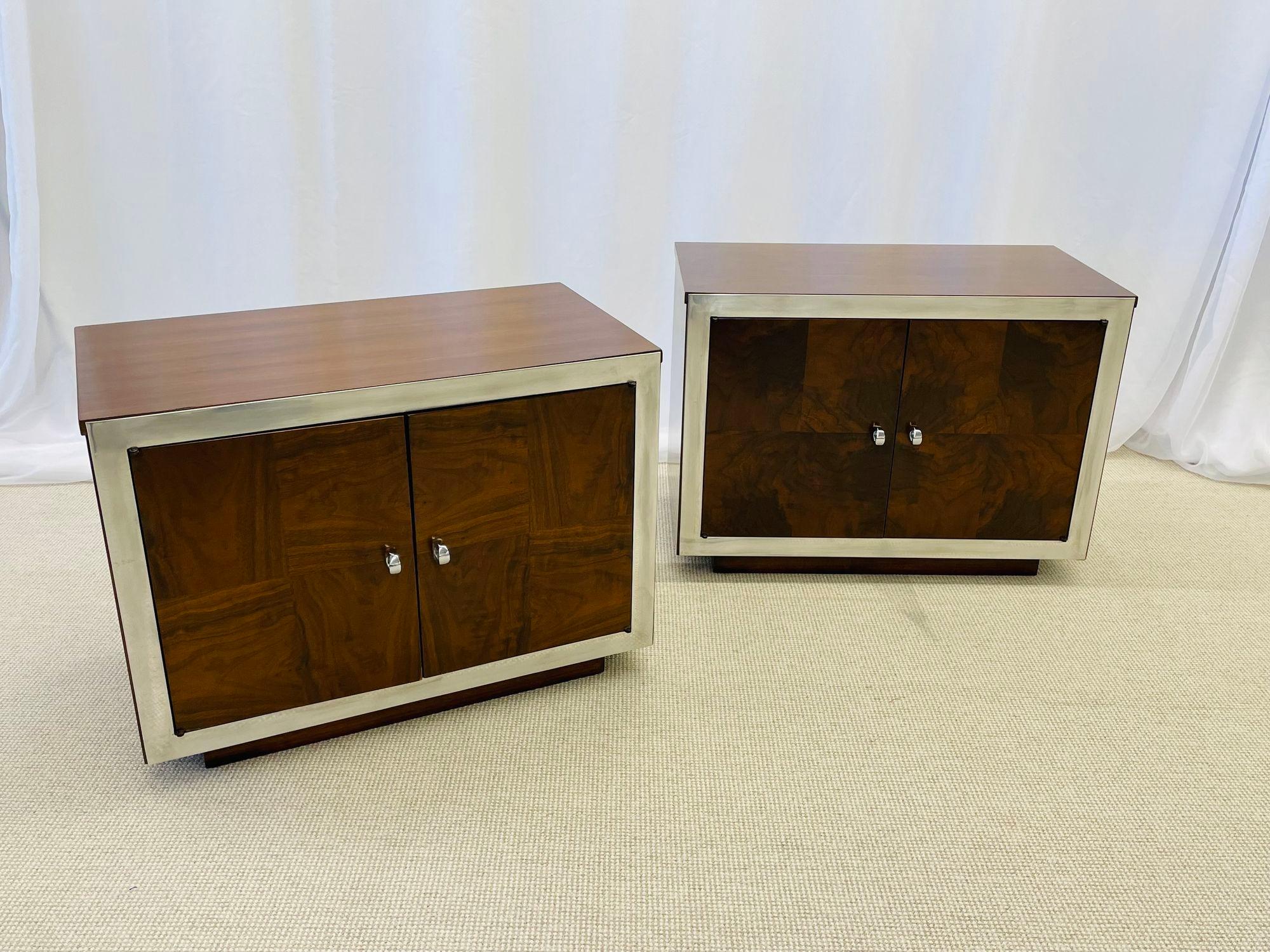 Mid-20th Century Pair of Mid-Century Modern Milo Baughman Style Nightstands, End Tables, American
