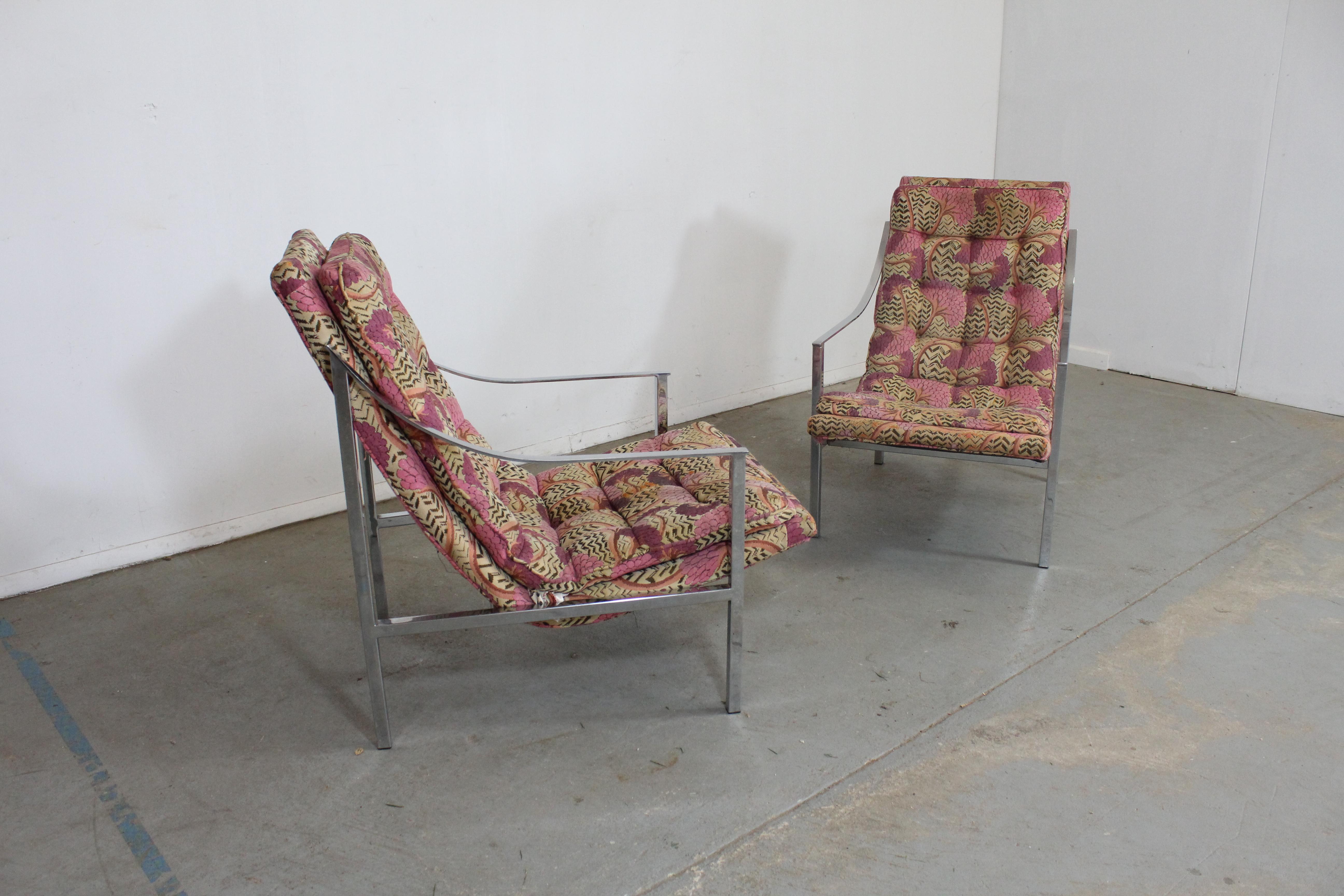 Mid-Century Modern Paire de fauteuils de salon à sièges arrondis chromés de style Milo Baughman, mi-siècle moderne en vente