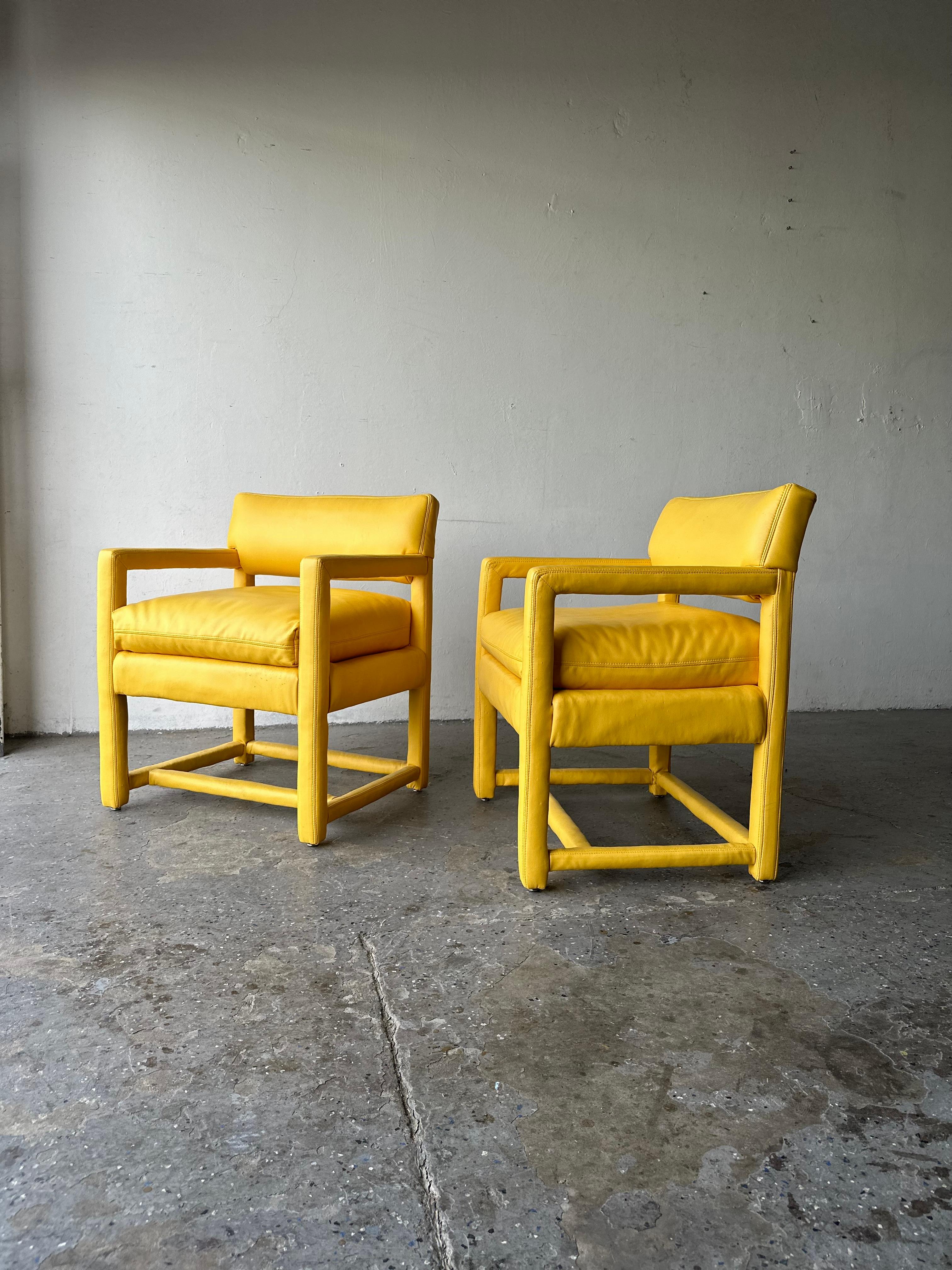 Pair of Mid Century Modern Milo Baughman style Parsons Club Chairs For Sale 3