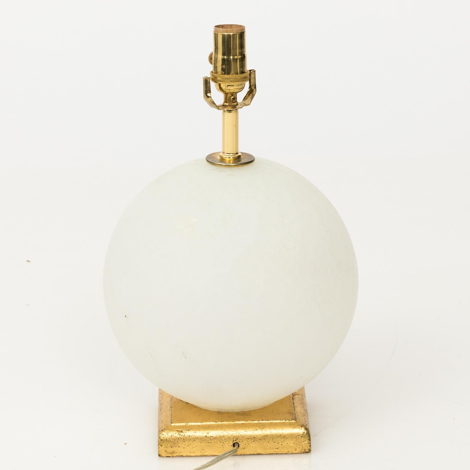 Pair of Mid-Century Modern Murano Glass Globe Lamps 3