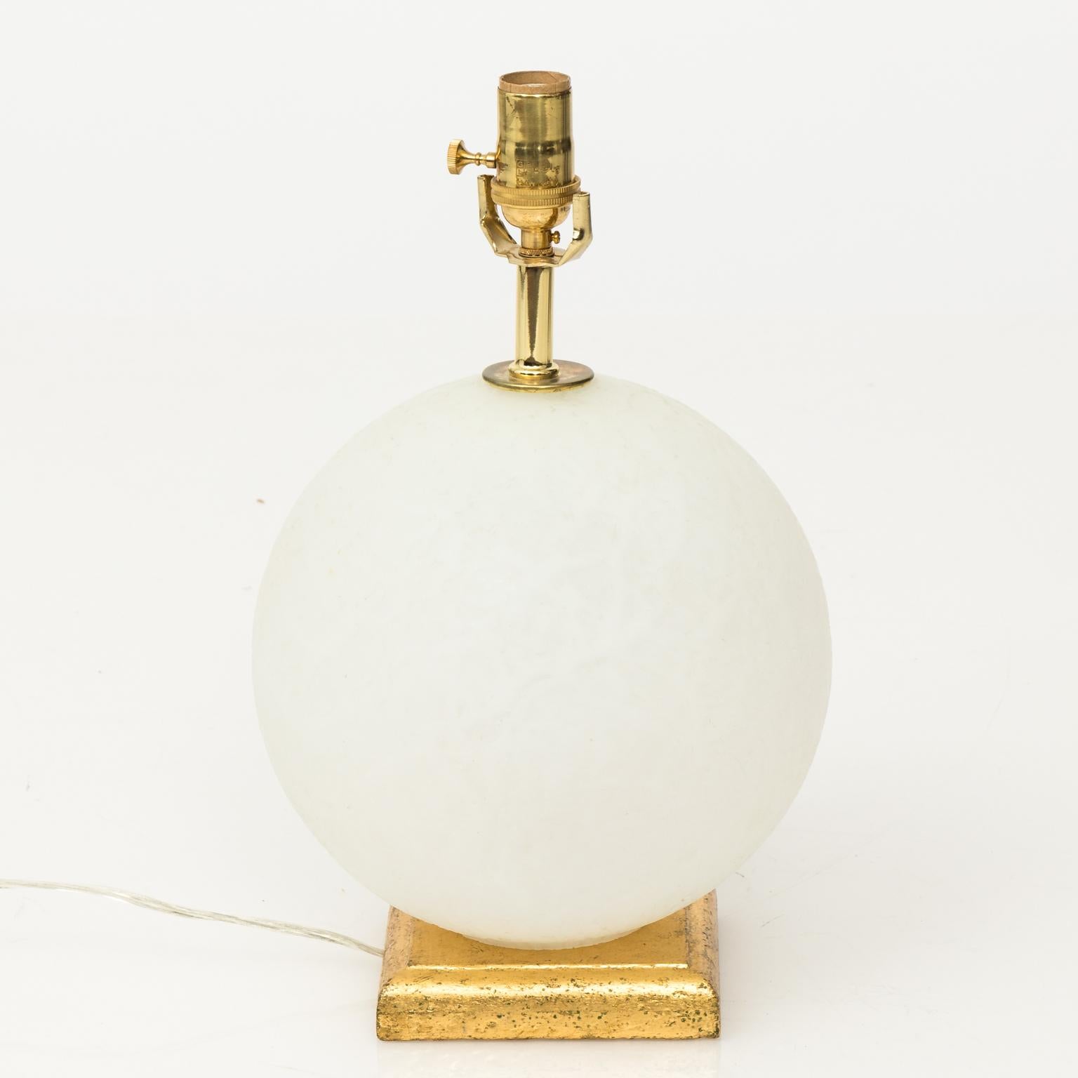 Pair of Mid-Century Modern Murano Glass Globe Lamps 5