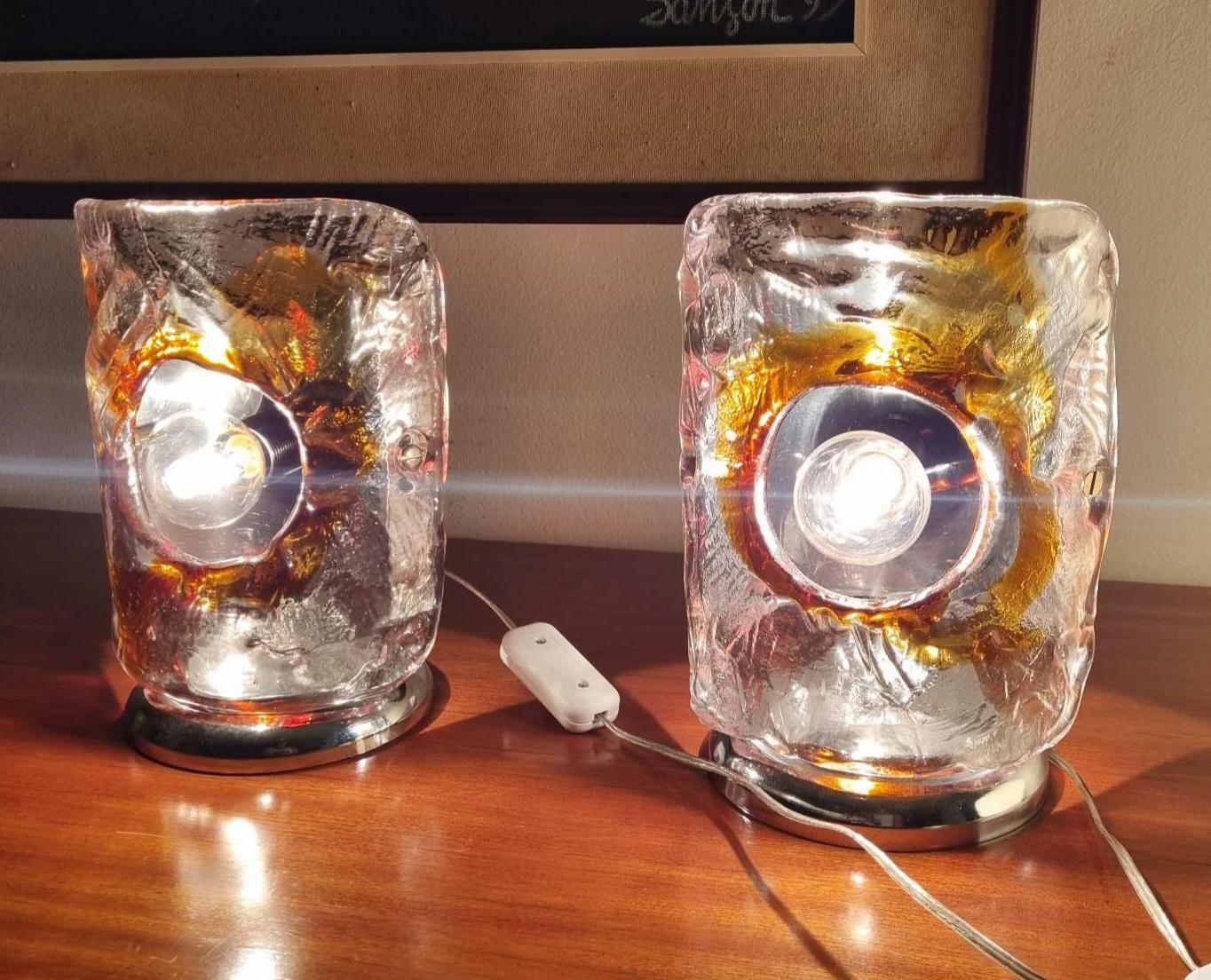 Pareja de lámparas de sobremesa de cristal de Murano modernas de mediados de siglo de Toni Zuccheri, Italia Años 70 en venta 3