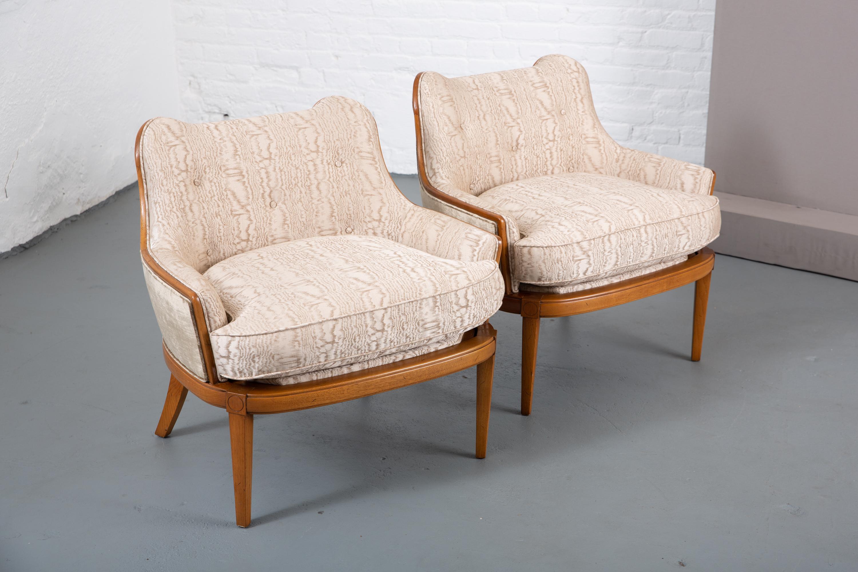 Pair of Mid-Century Modern Newly Upholstered Armchairs For Sale 4