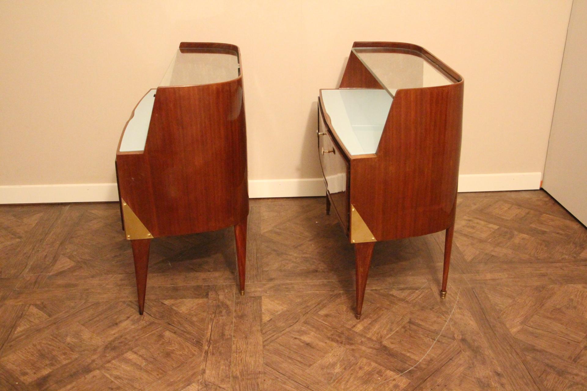 20th Century Pair of Mid-Century Modern Nightstands, Bed Side Tables by Paolo Buffa