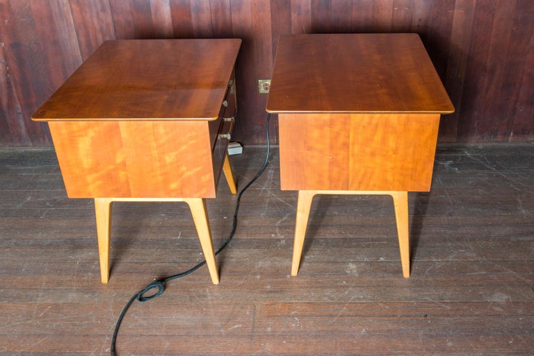 Pair of Mid-Century Modern Night Stands by Renzo Rutili for Johnson Furniture For Sale 5