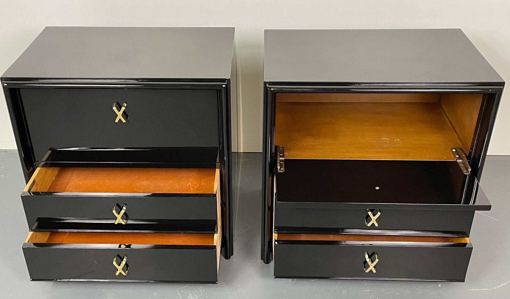 Pair of Mid-Century Modern Night Stands, John Stuart, Ebony, Fully Refinished In Good Condition In Stamford, CT